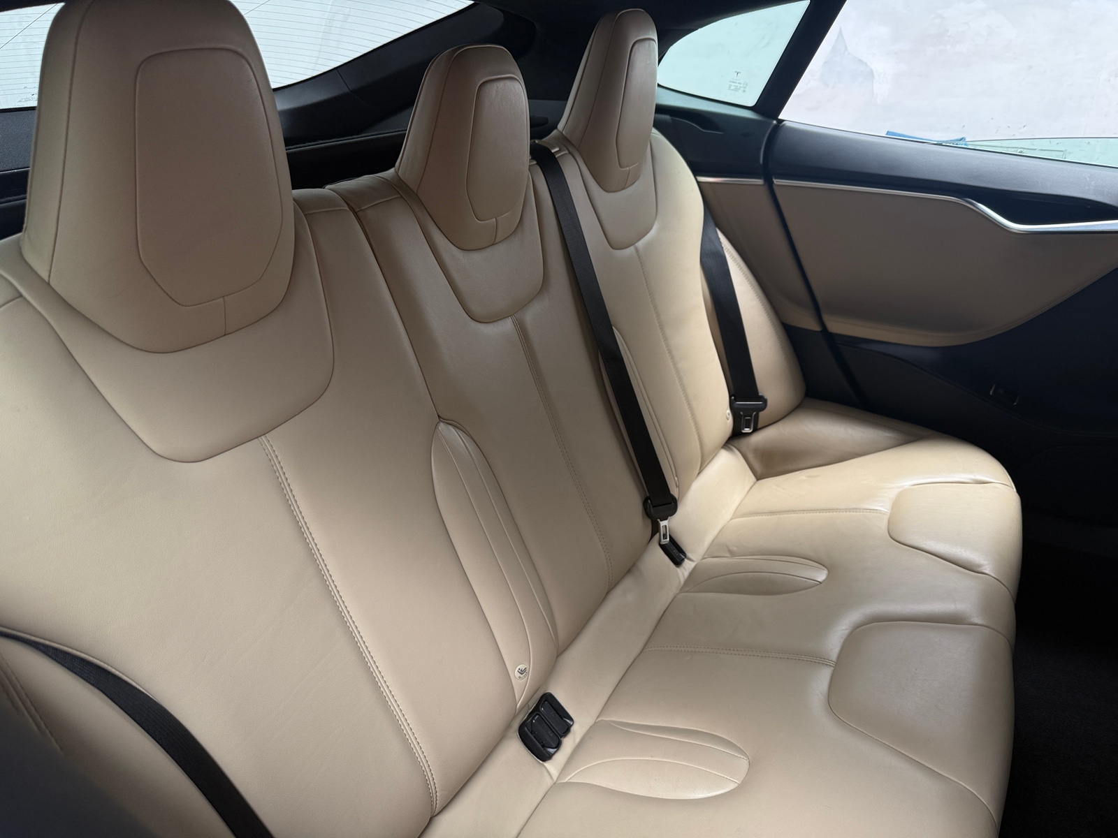 Thumbnail: 2016 Tesla Model S - 6