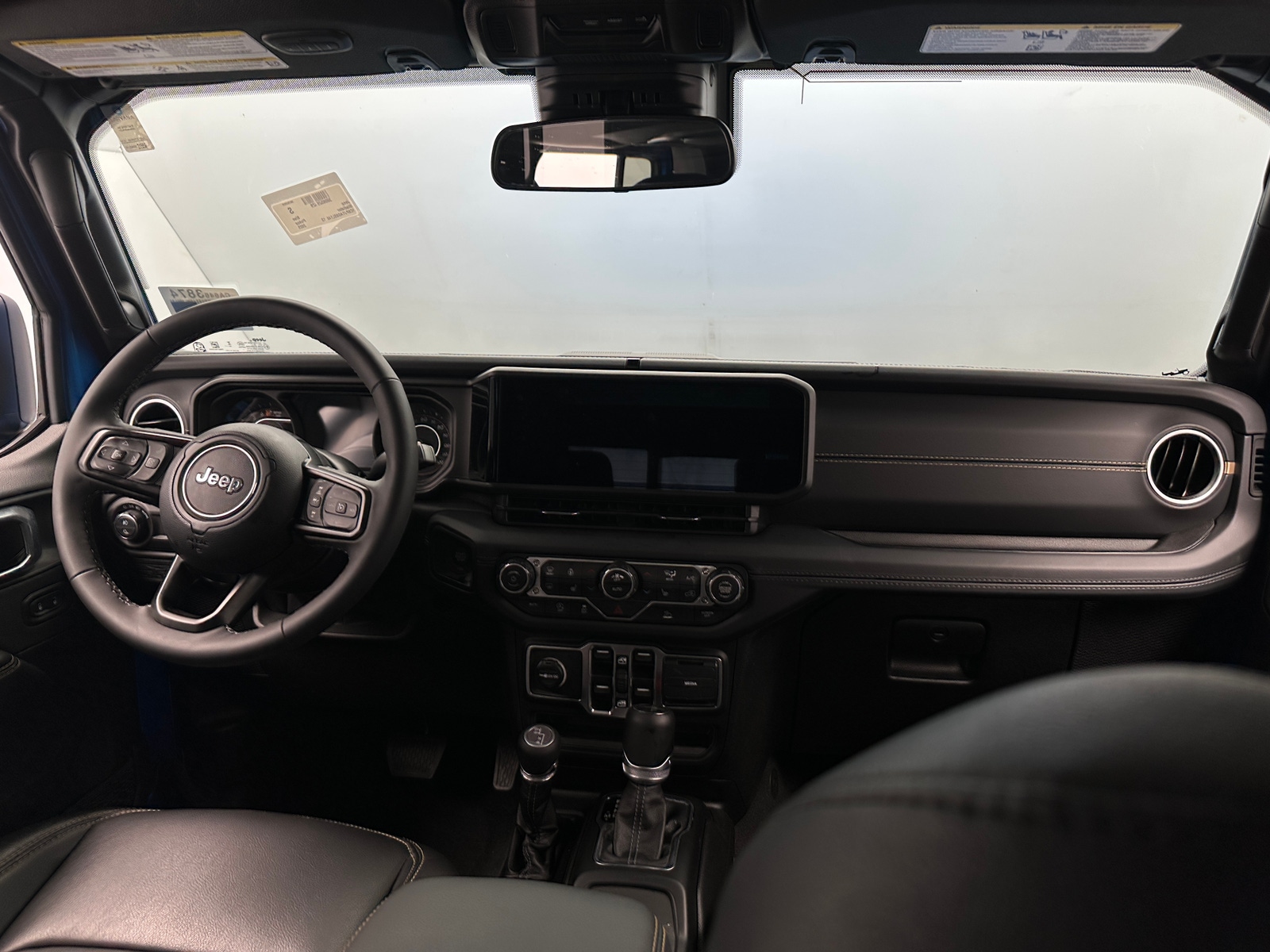 Thumbnail: 2025 Jeep Gladiator - 2