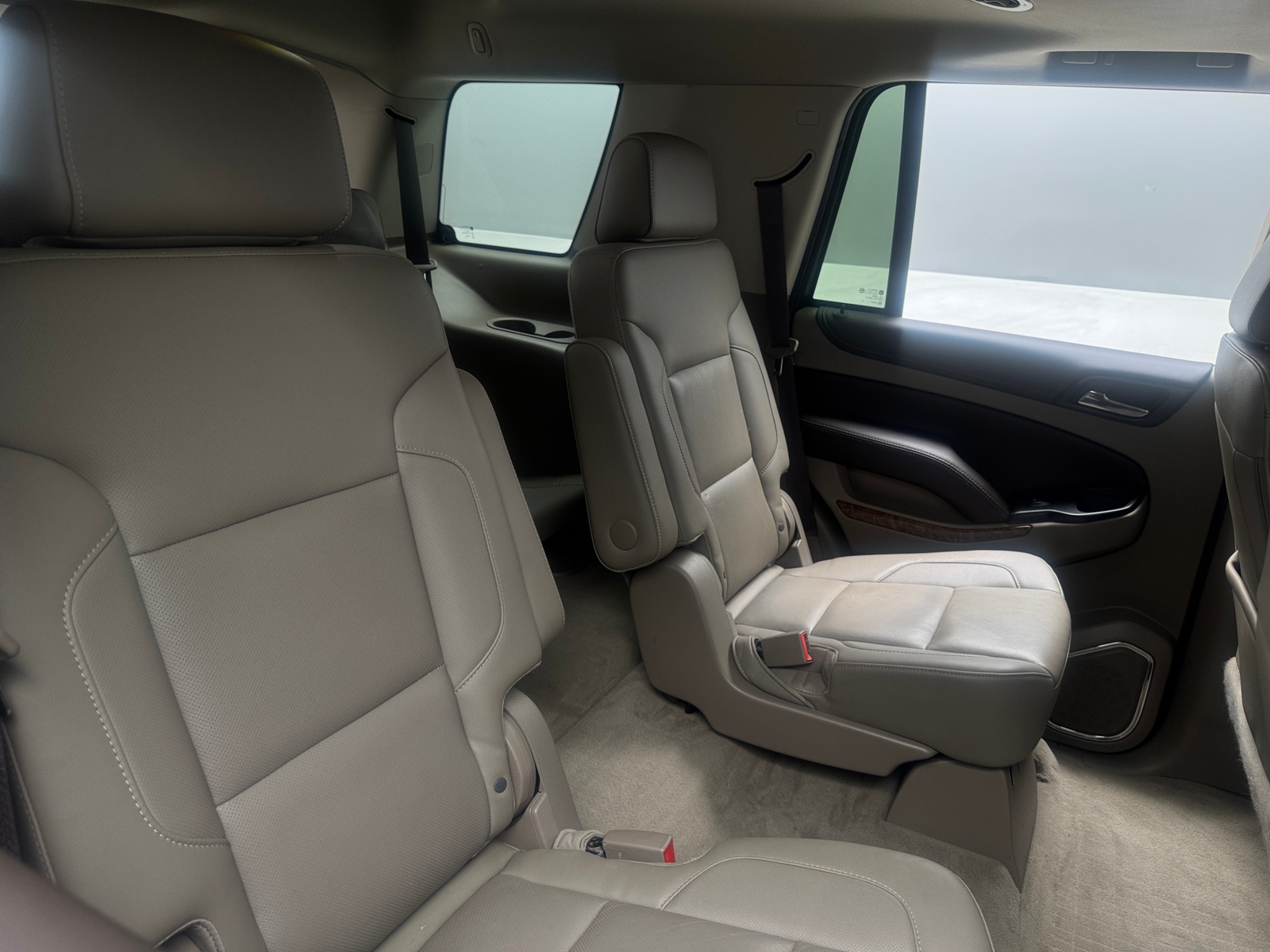 Thumbnail: 2019 Chevrolet Tahoe - 5
