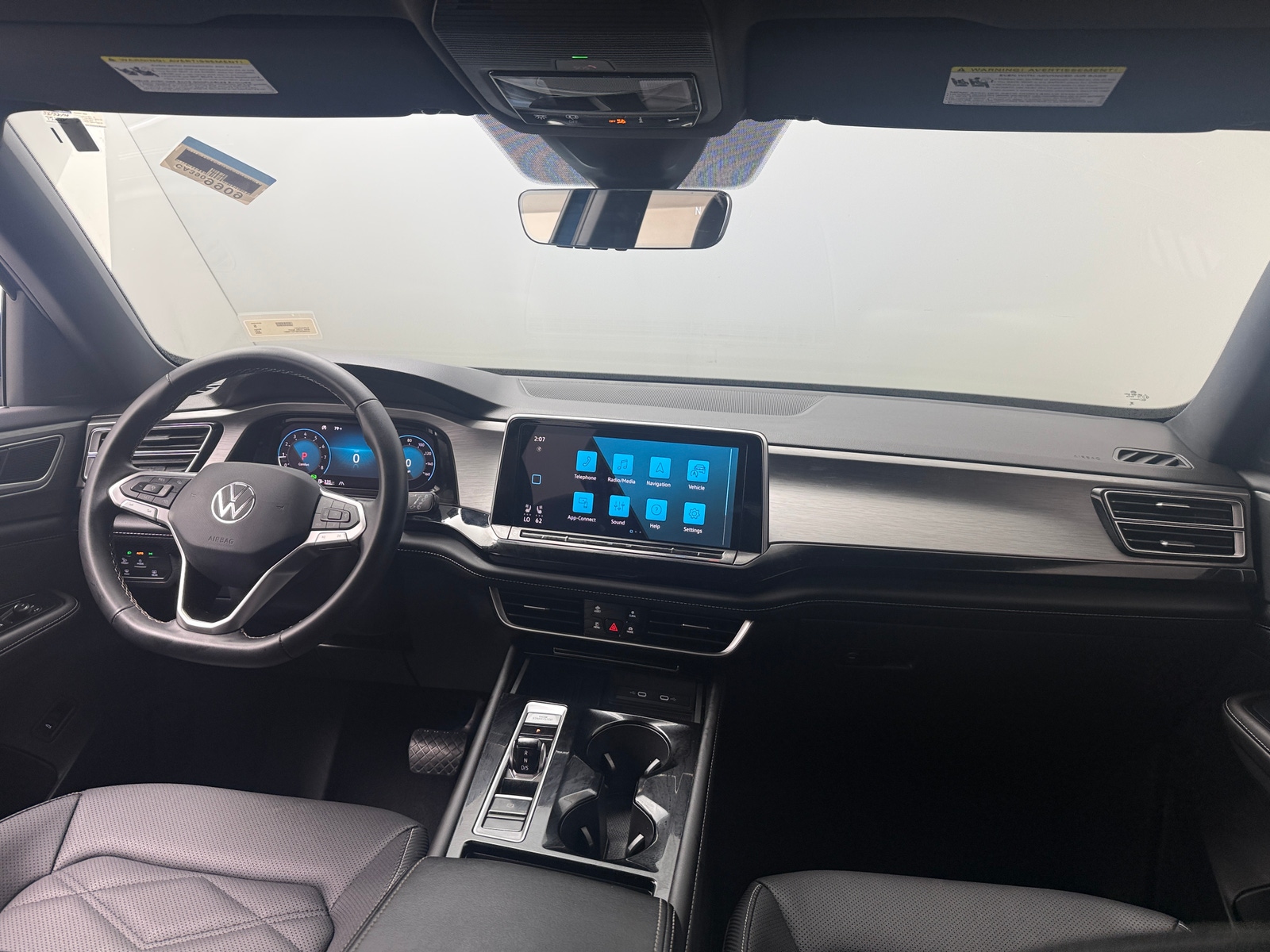 Thumbnail: 2026 Volkswagen Atlas - 3
