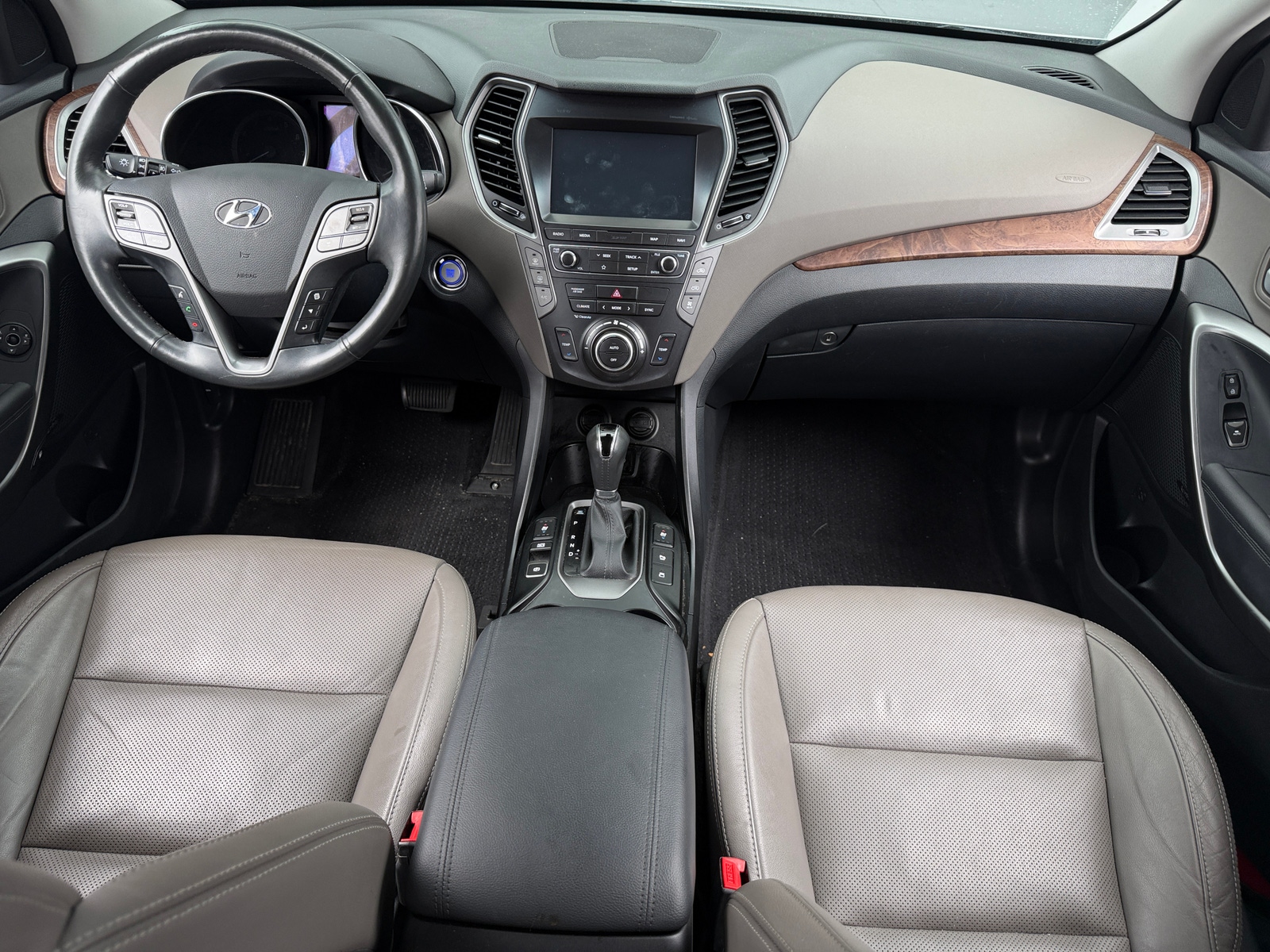 Thumbnail: 2019 Hyundai Santa Fe - 2