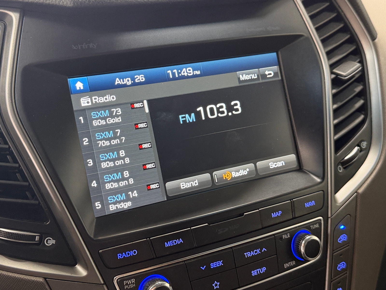 Thumbnail: 2019 Hyundai Santa Fe - 3