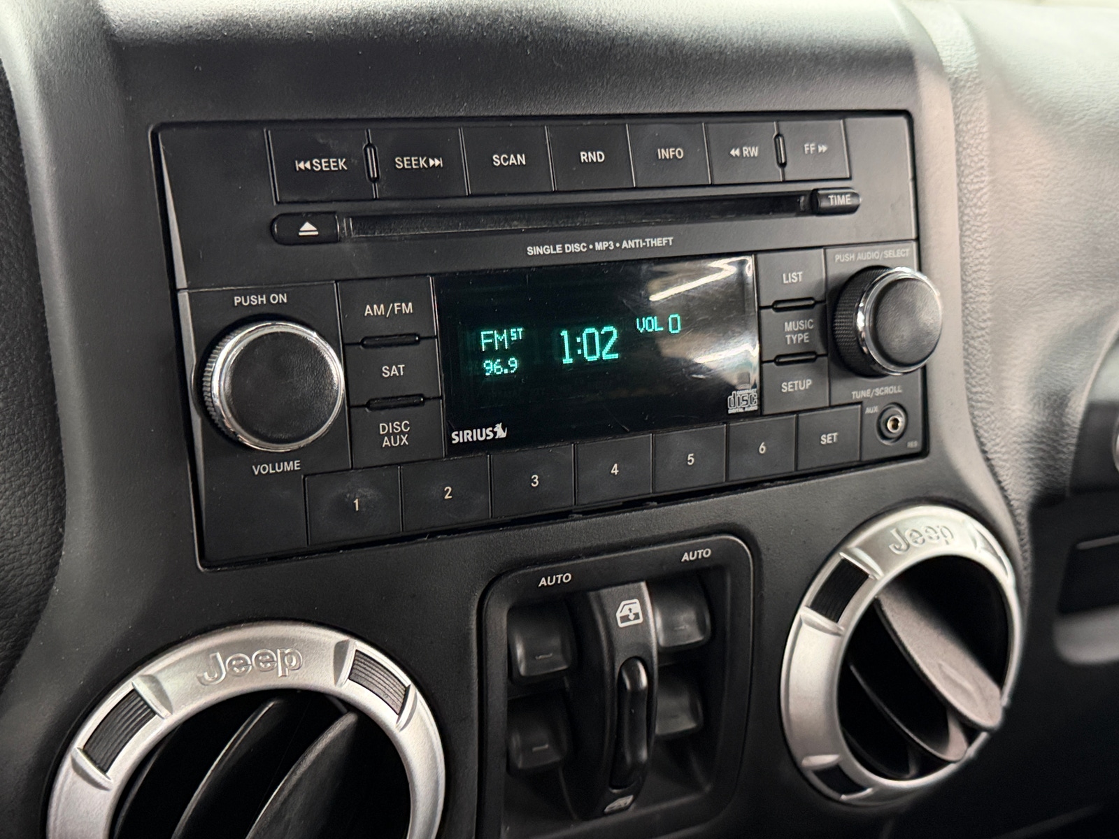 Thumbnail: 2015 Jeep Wrangler - 4