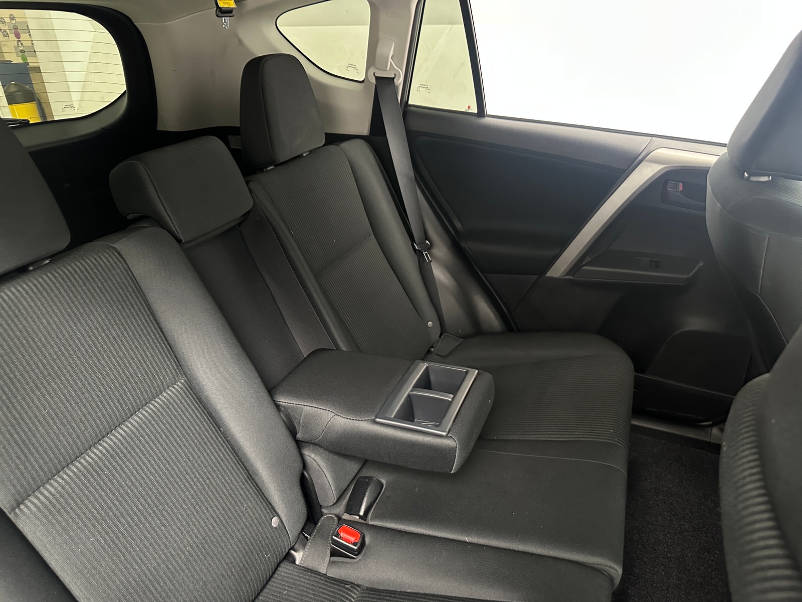 Thumbnail: 2016 Toyota RAV4 - 6