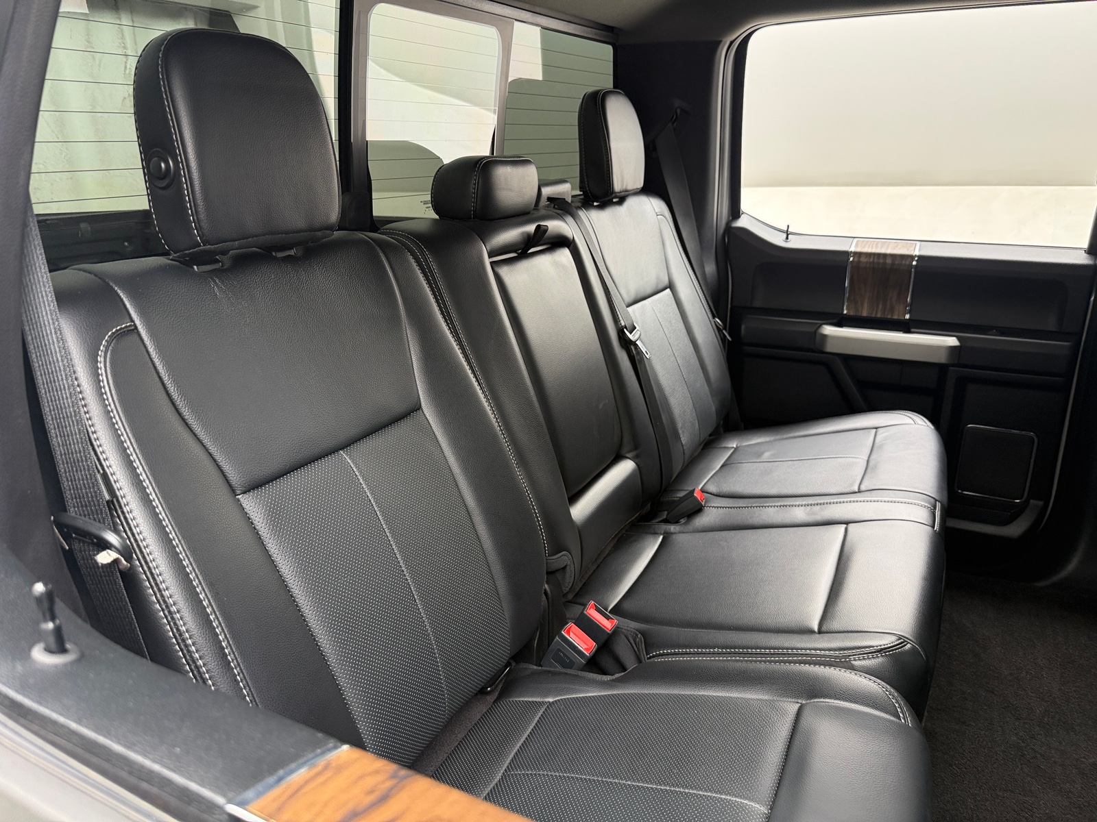 Thumbnail: 2019 Ford Econoline - 5