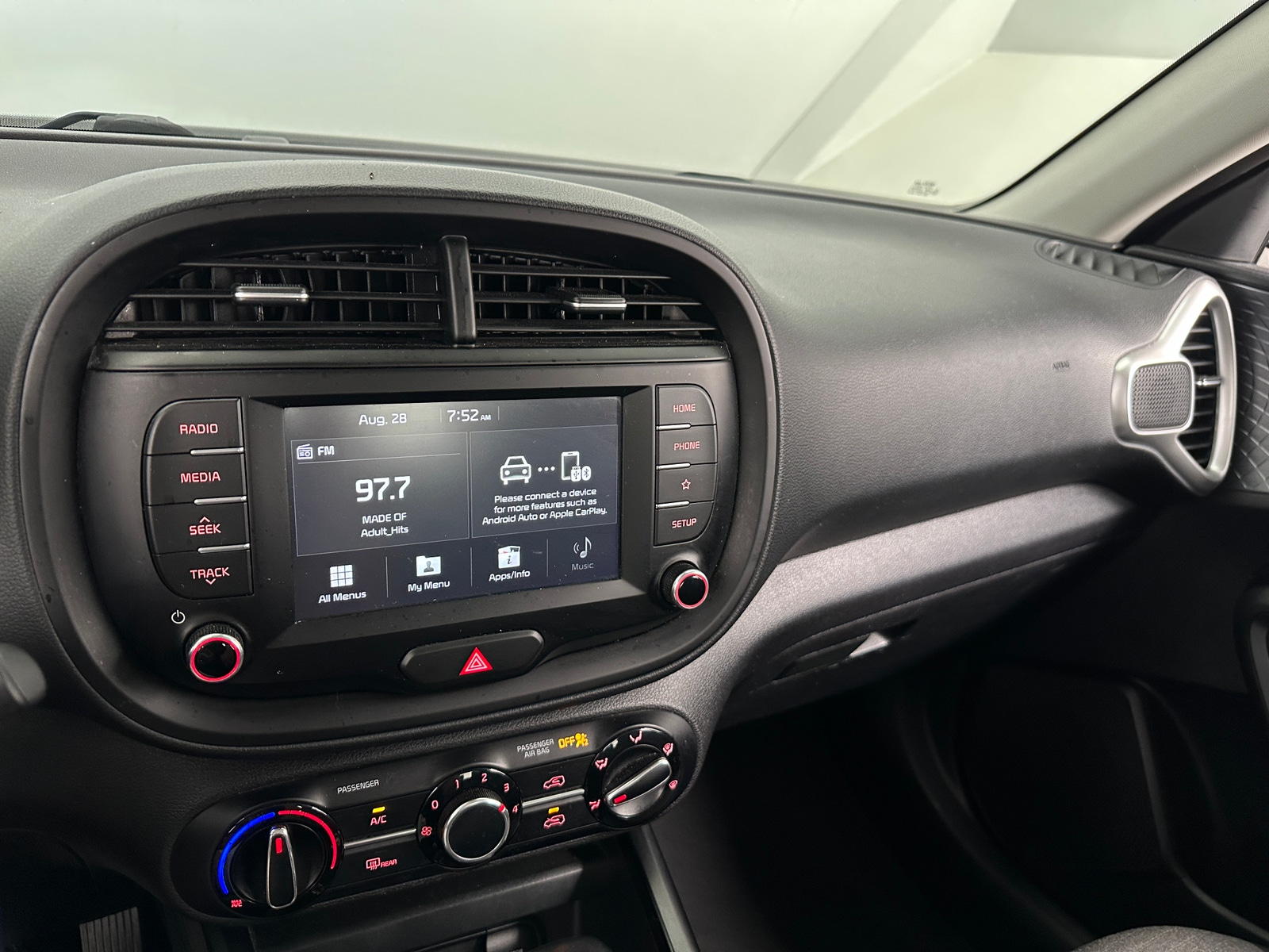 Thumbnail: 2020 Kia Soul - 4