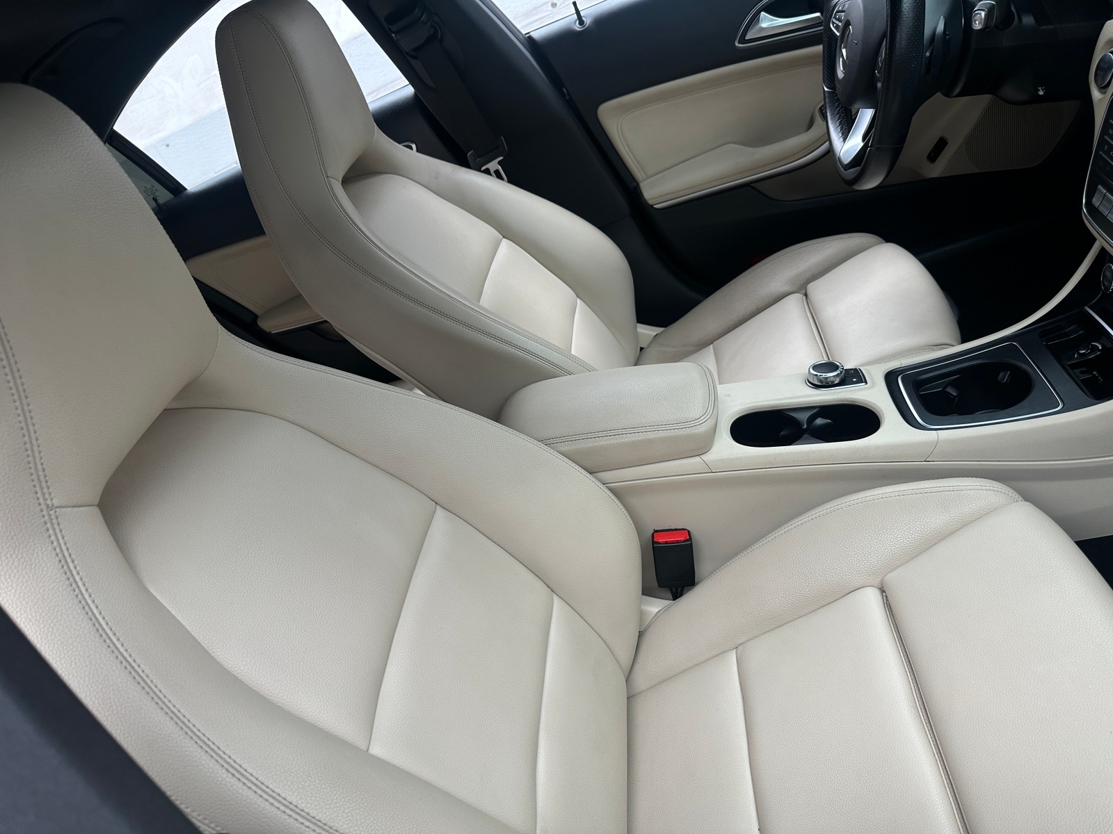 Thumbnail: 2017 Mercedes-Benz CLA - 2