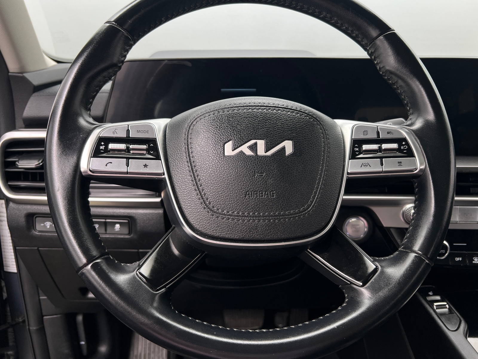 Thumbnail: 2025 Kia Telluride - 4