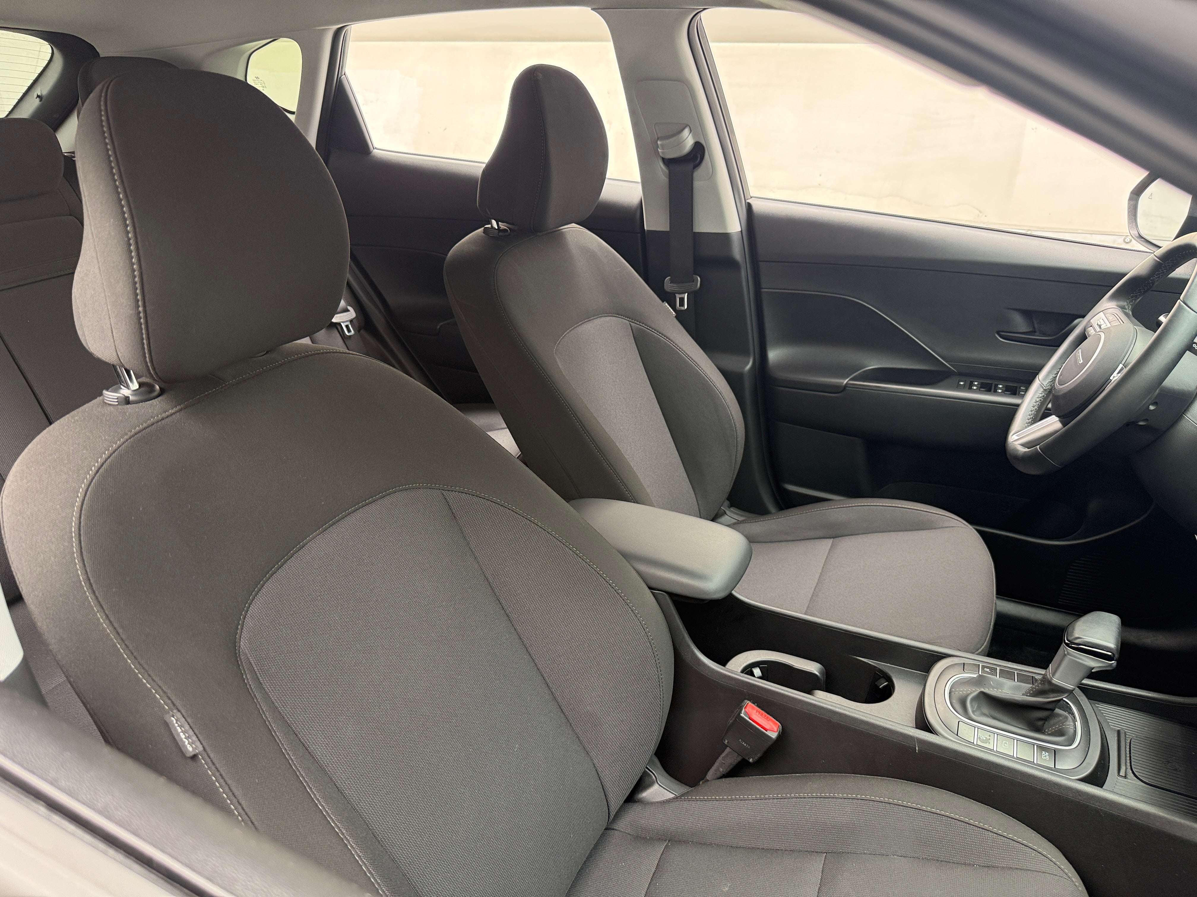2026 Hyundai Kona SEL Sport - Photo 3