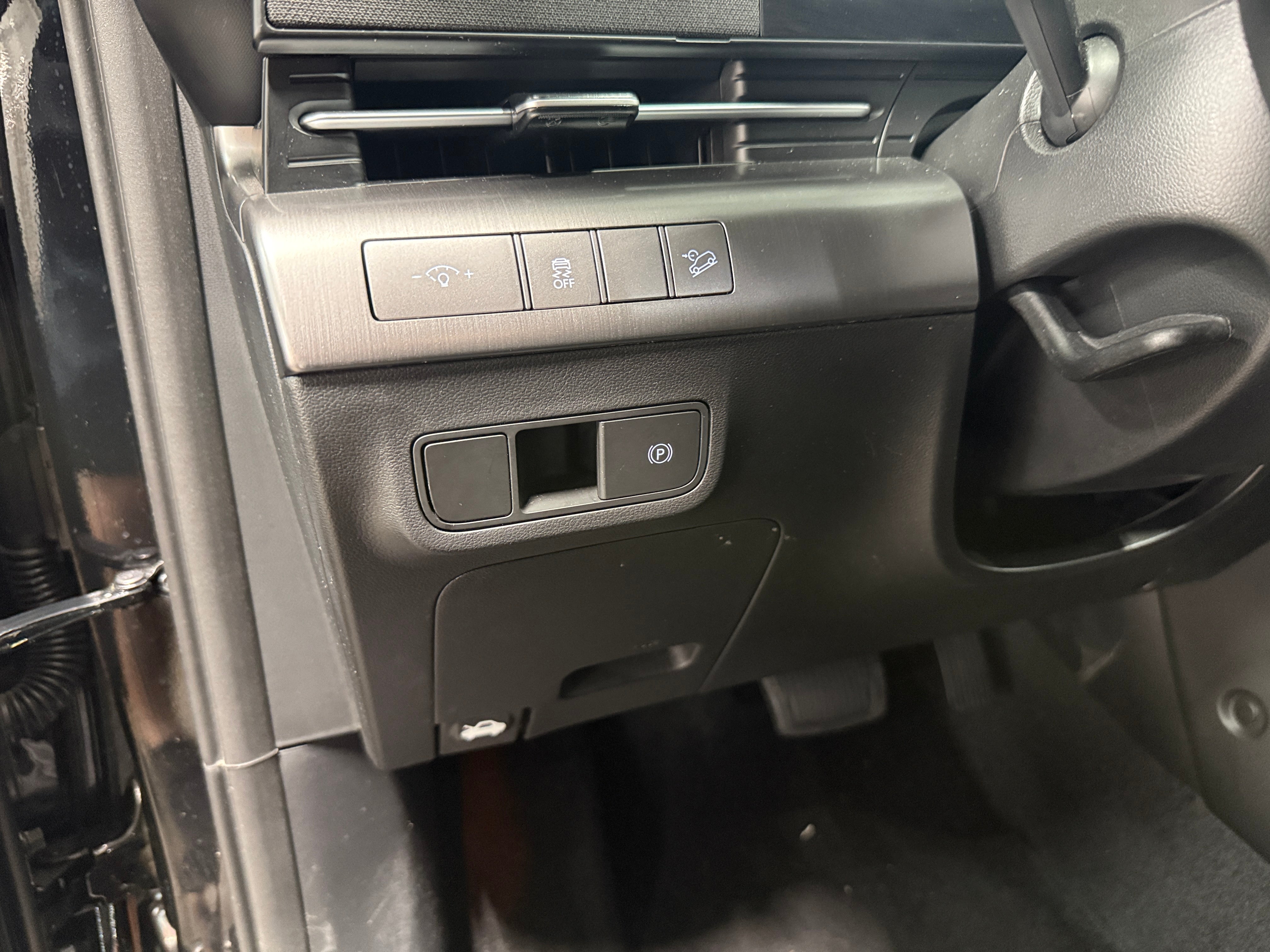 2026 Hyundai Kona SEL Sport - Photo 9