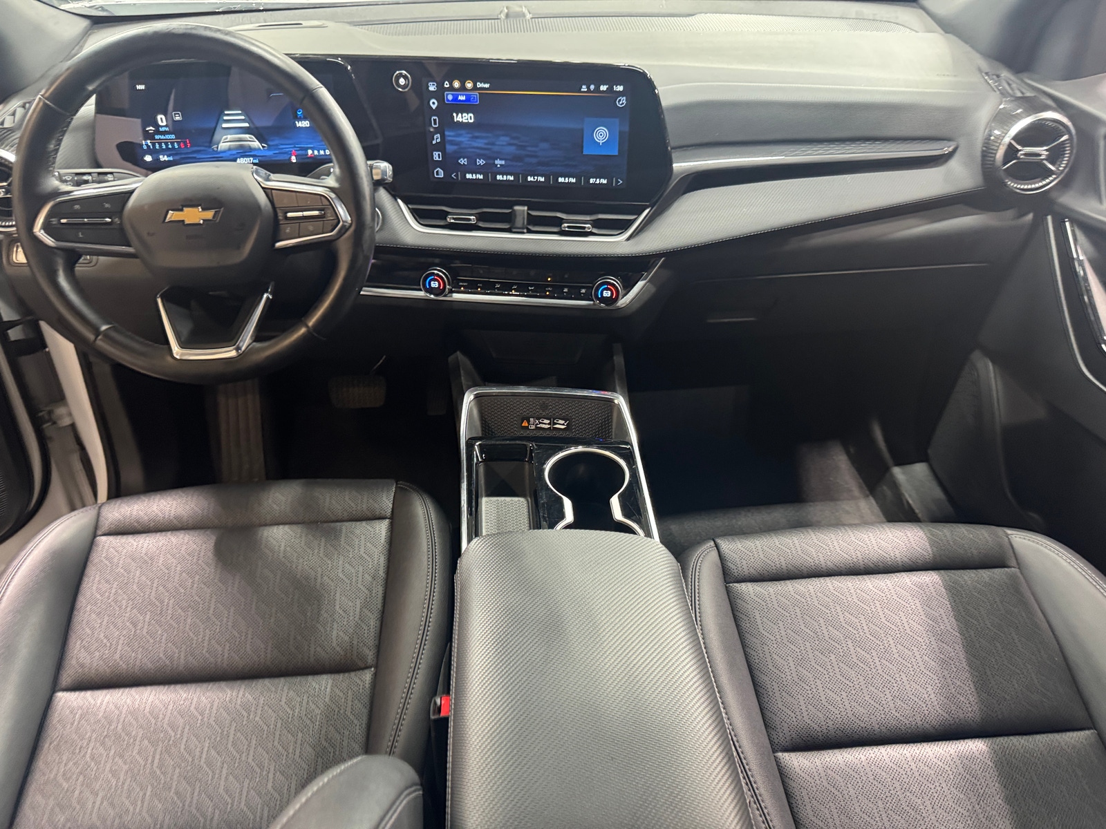 Thumbnail: 2025 Chevrolet Equinox - 2