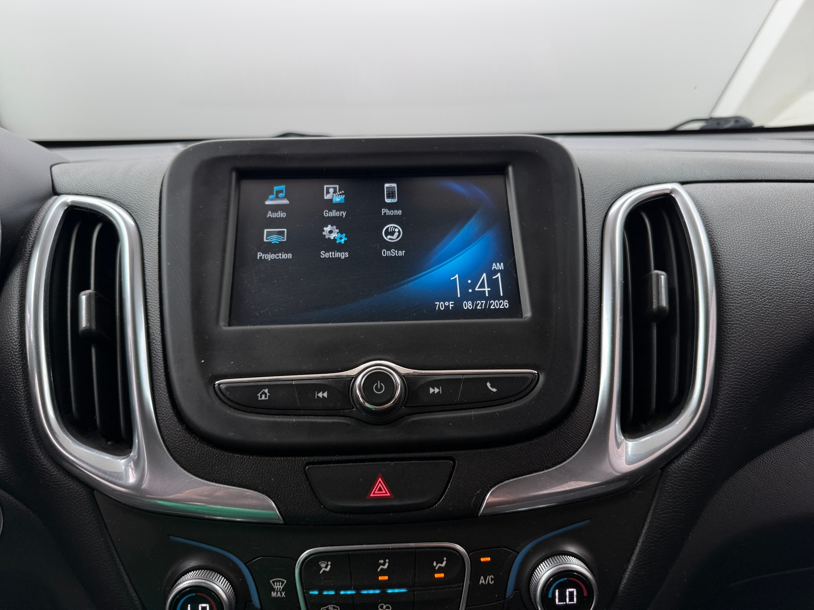 Thumbnail: 2018 Chevrolet Equinox - 4