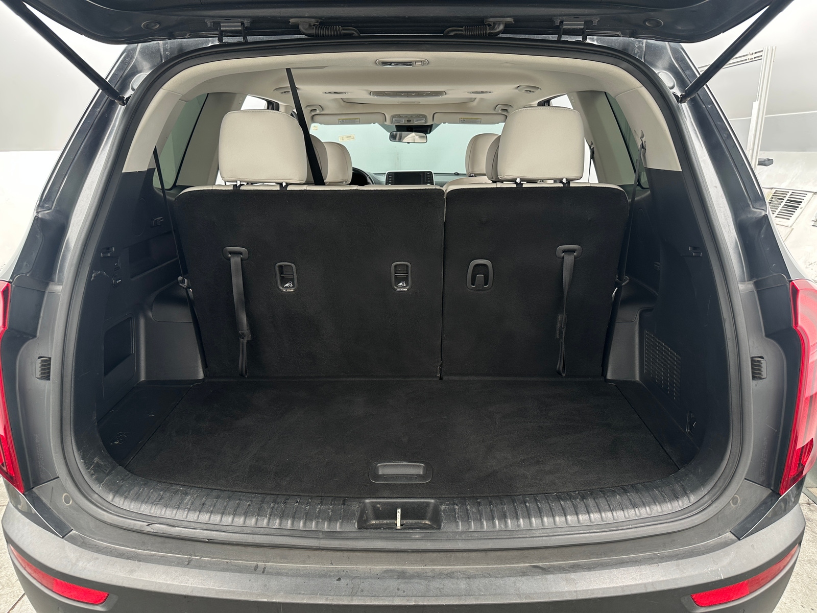 Thumbnail: 2020 Kia Telluride - 6