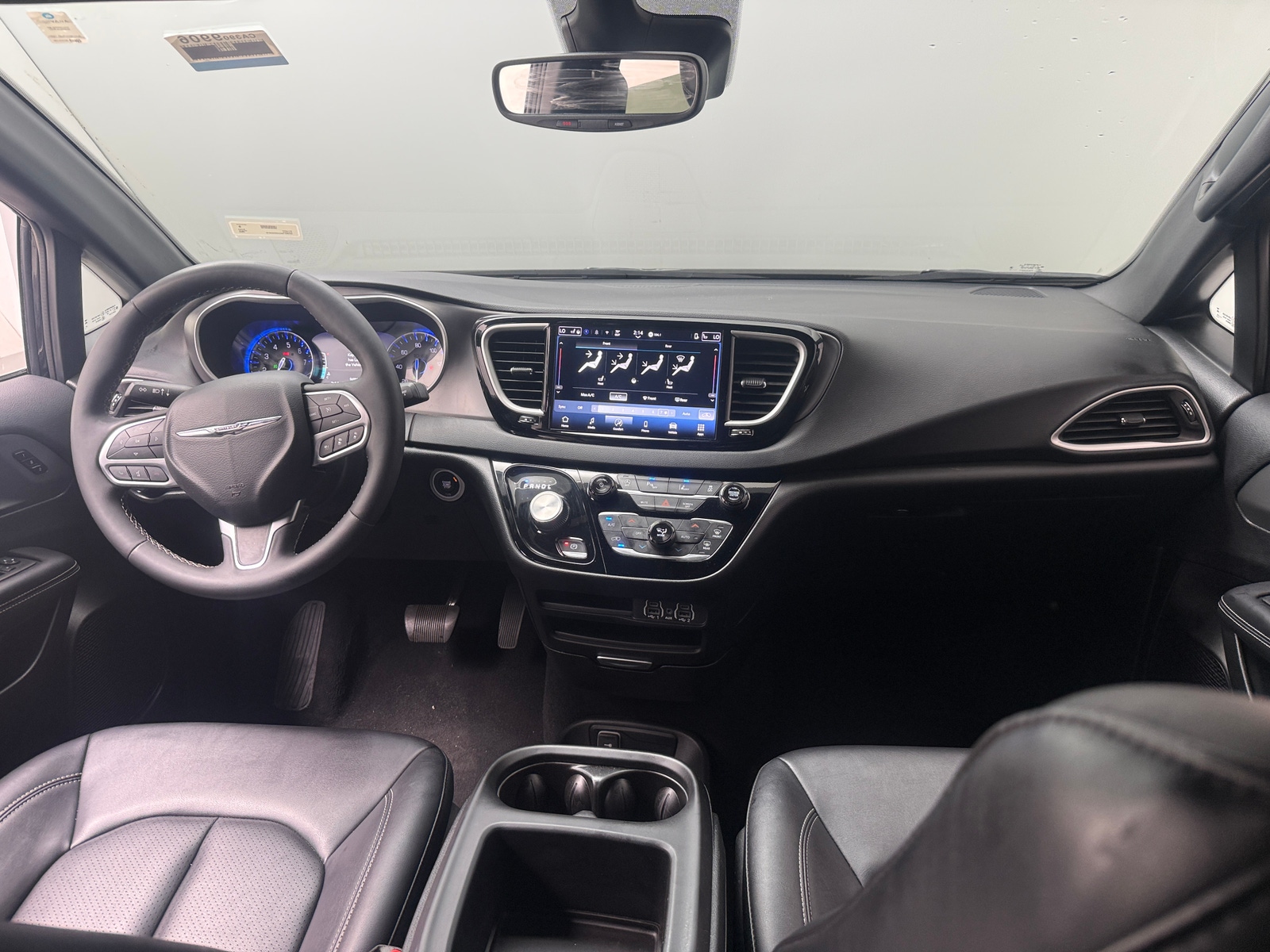 Thumbnail: 2025 Chrysler Pacifica - 2