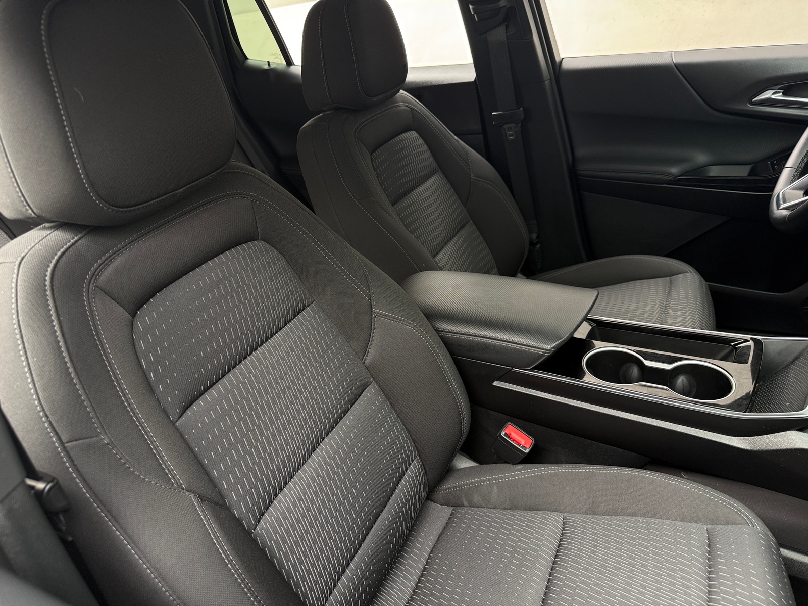 Thumbnail: 2025 Chevrolet Equinox - 2