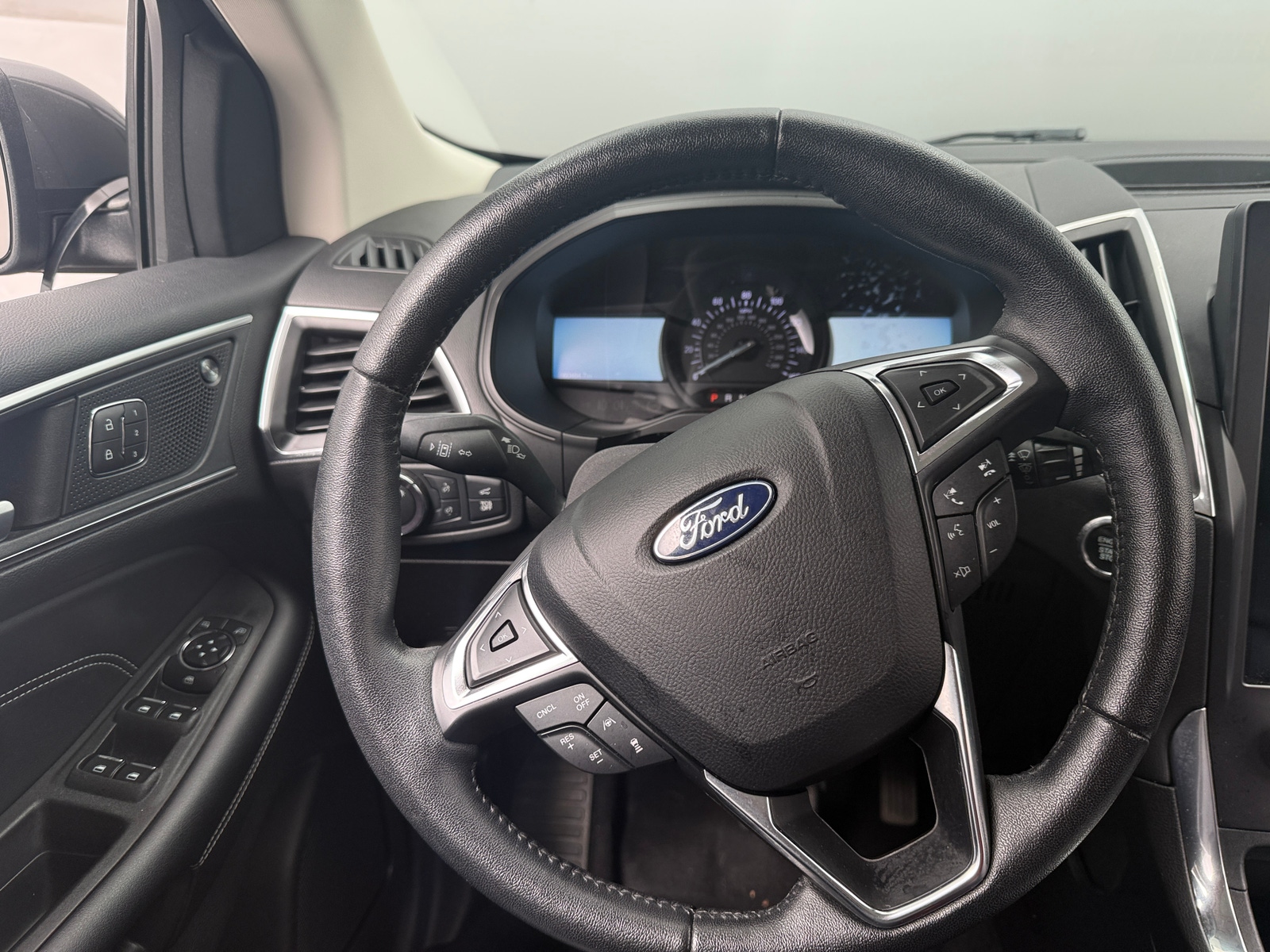 Thumbnail: 2022 Ford Edge - 4