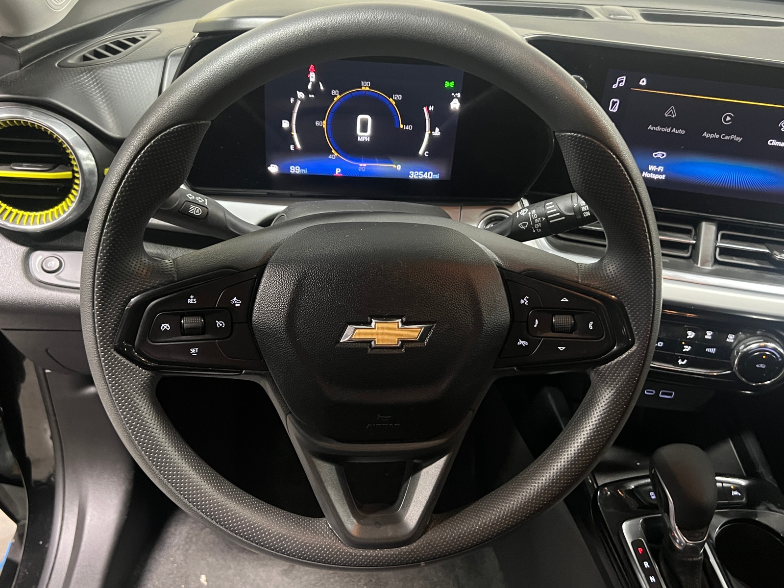 Thumbnail: 2025 Chevrolet Trax - 4