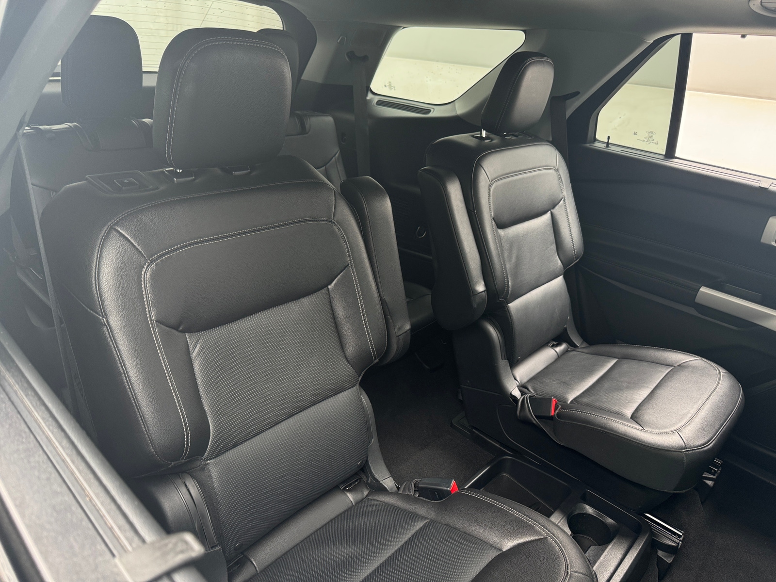 Thumbnail: 2021 Ford Explorer - 5