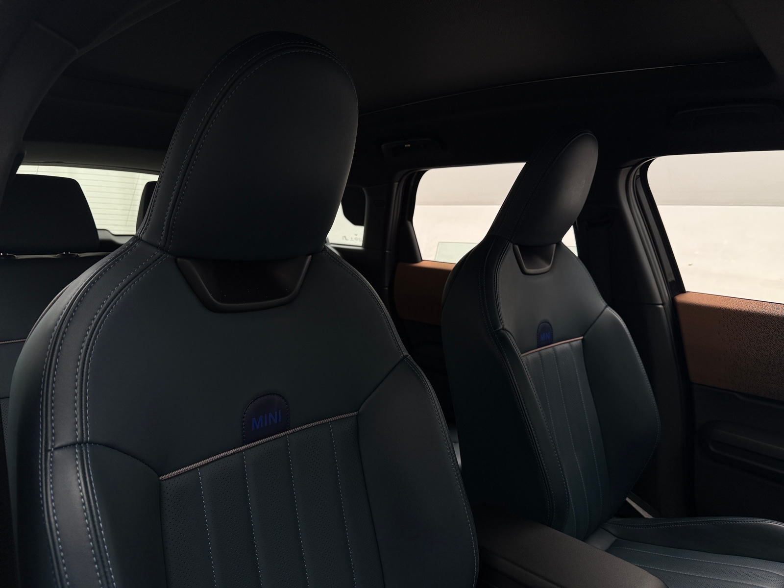 Thumbnail: 2025 MINI Cooper Countryman - 2