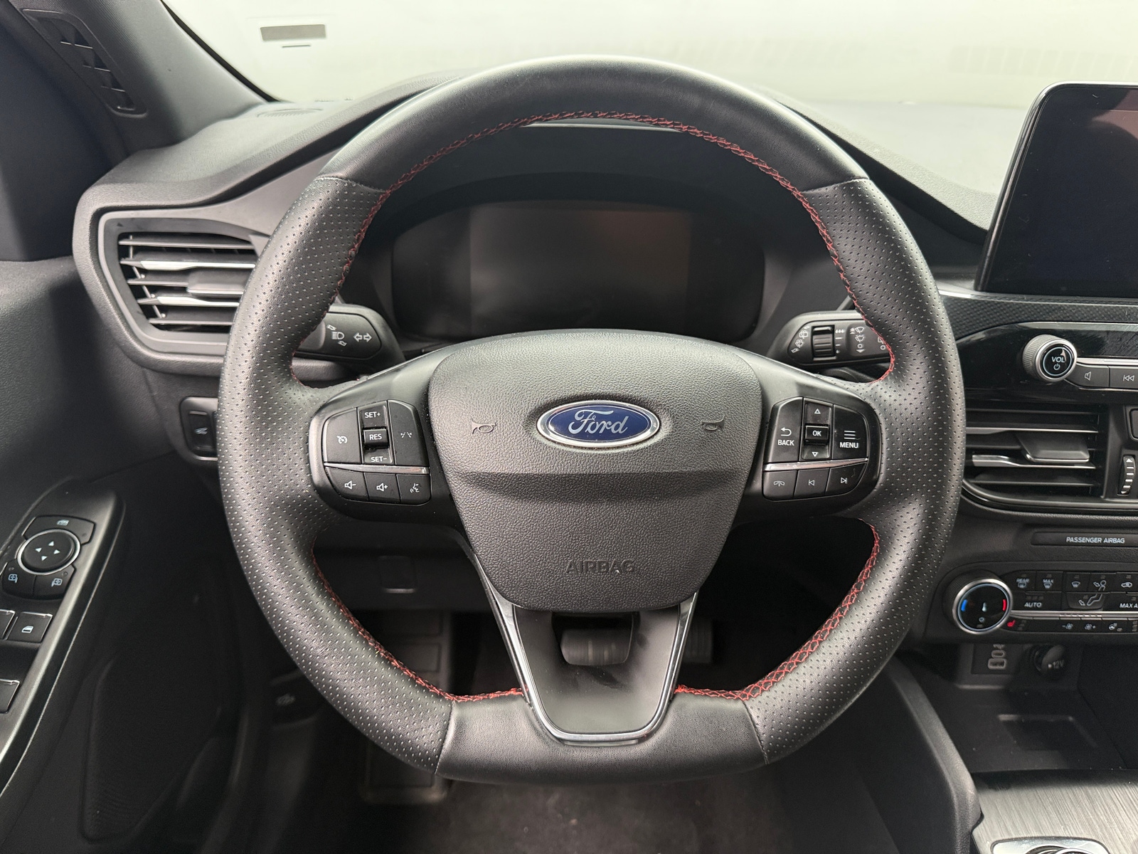 Thumbnail: 2025 Ford Escape - 5
