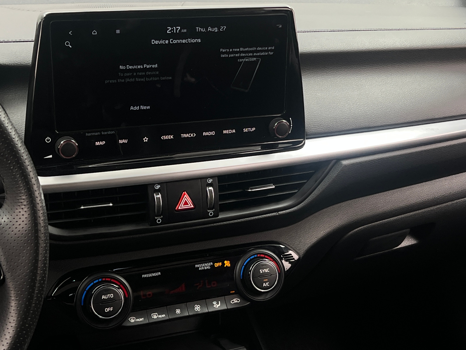 Thumbnail: 2024 Kia Forte - 3