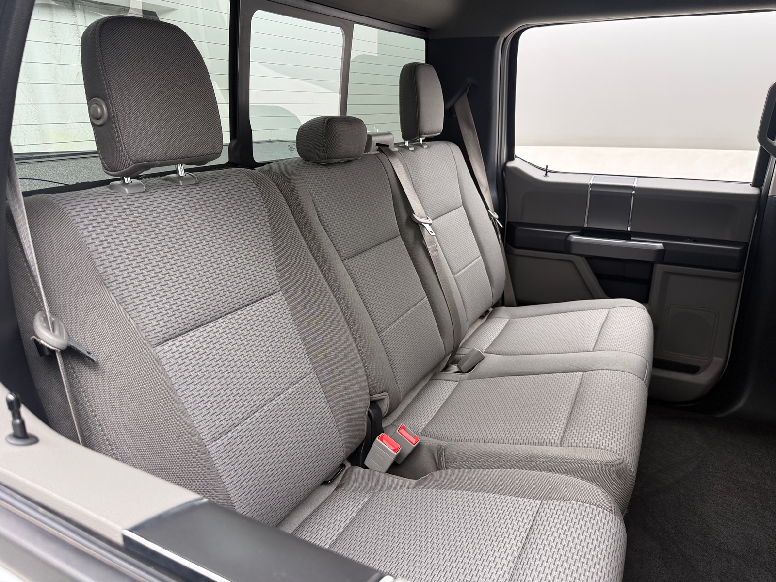 Thumbnail: 2019 Ford Econoline - 6