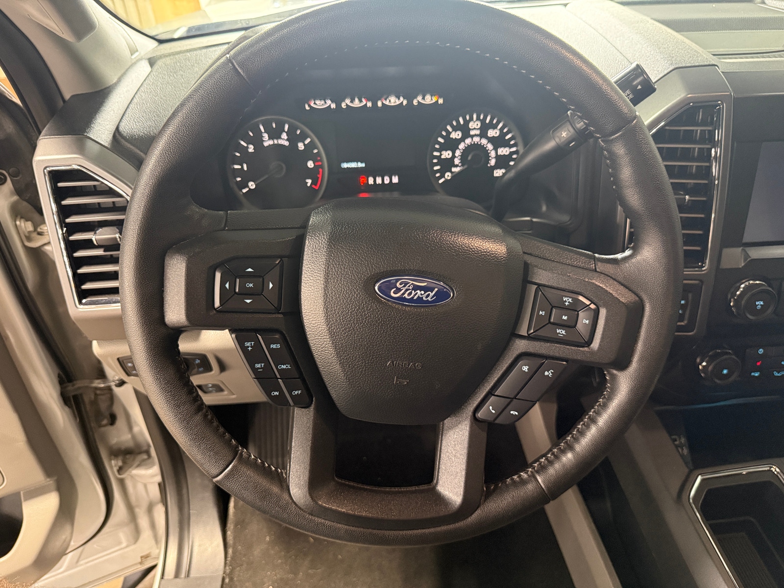 Thumbnail: 2019 Ford Econoline - 5