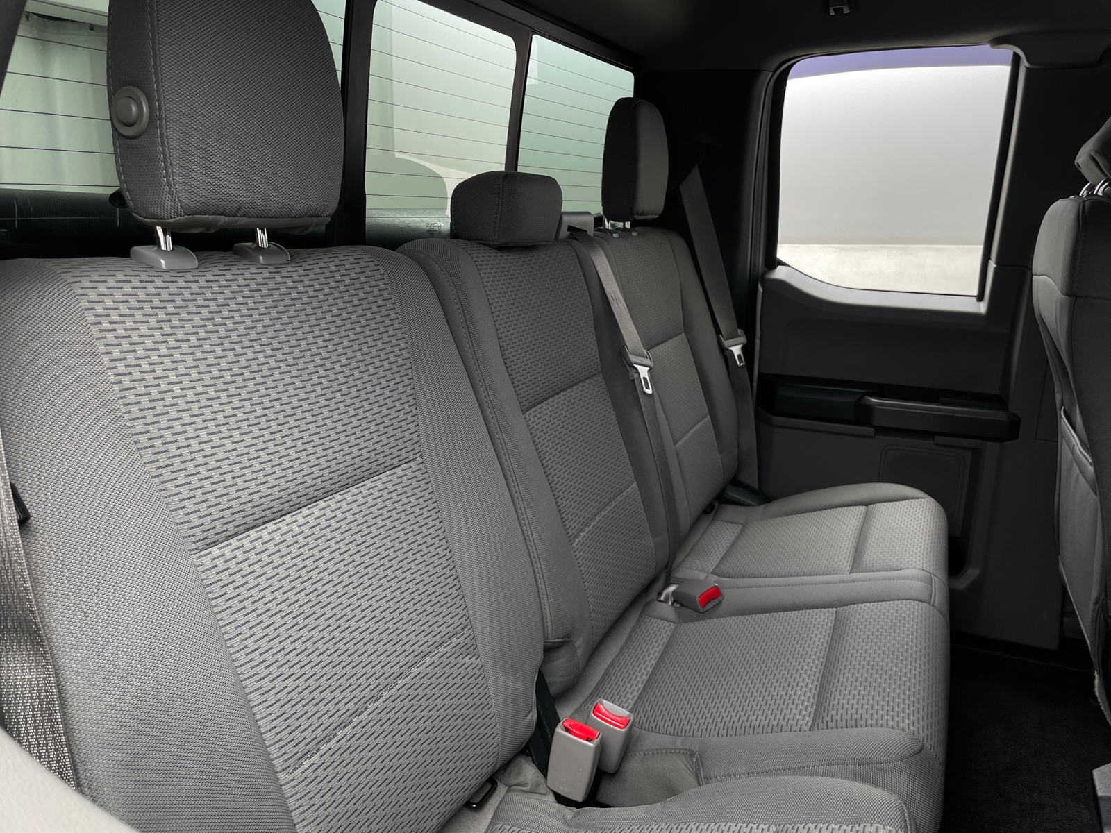 Thumbnail: 2016 Ford Econoline - 6