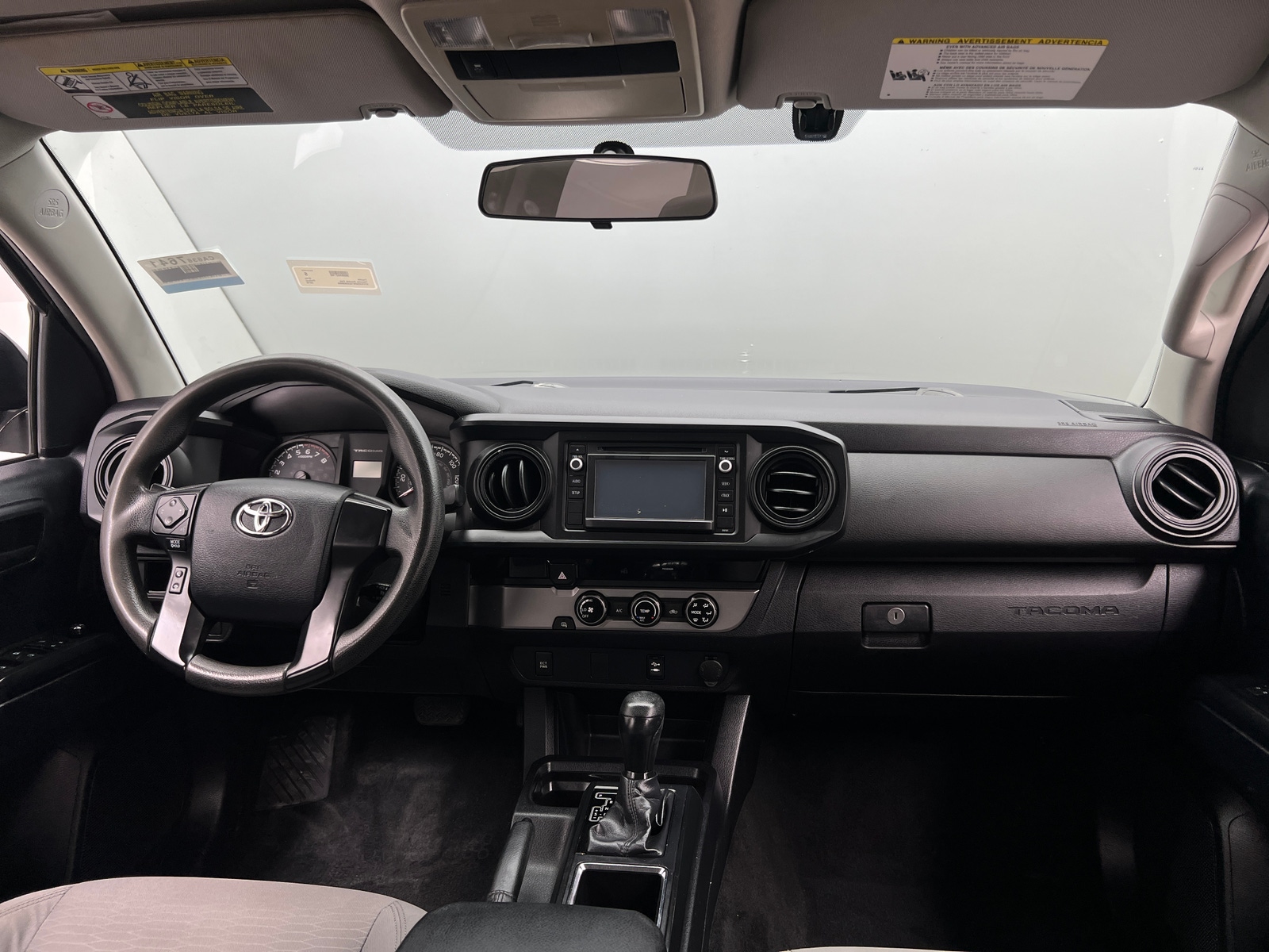 Thumbnail: 2016 Toyota Tacoma - 3