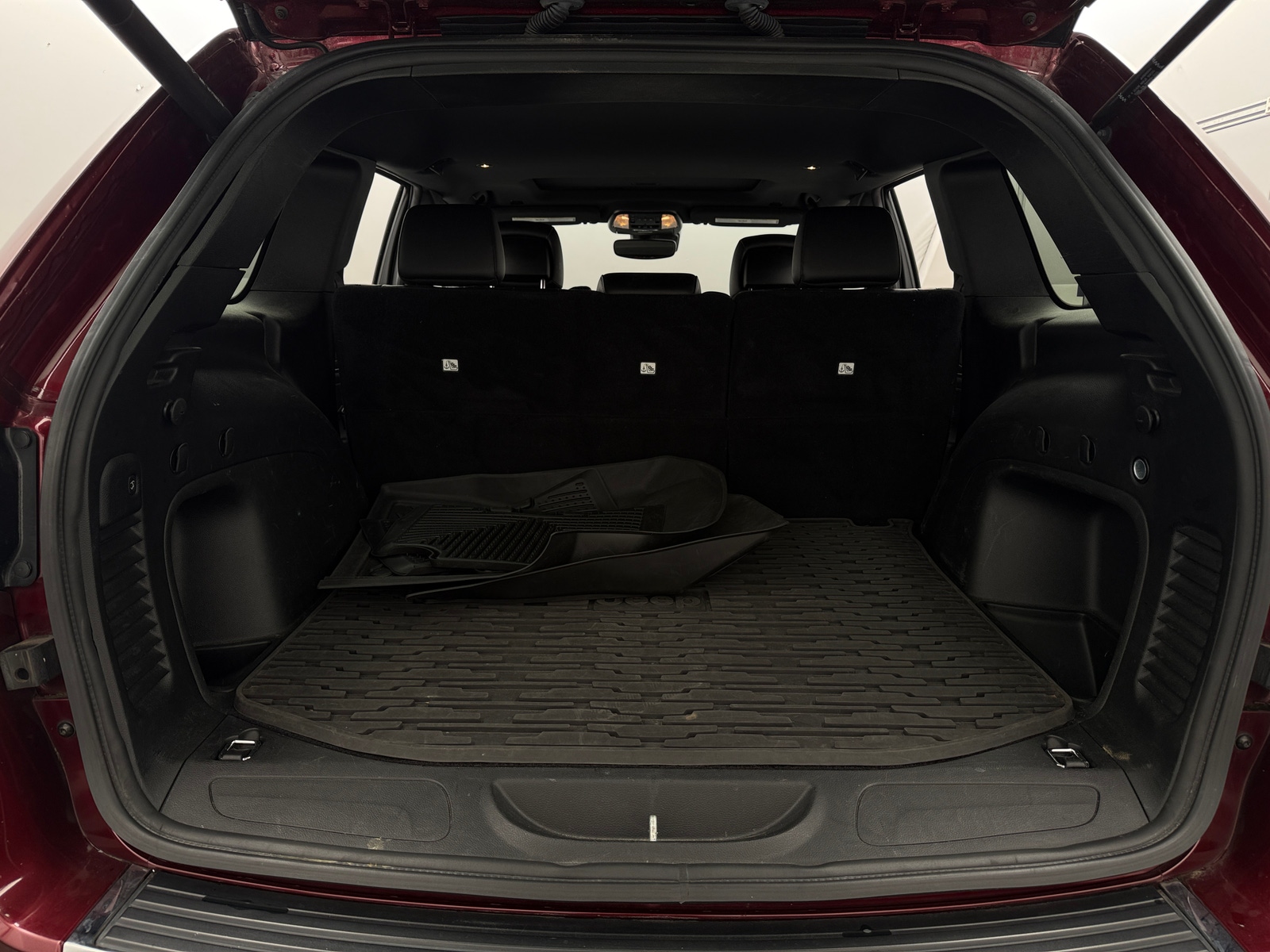 Thumbnail: 2021 Jeep Grand Cherokee - 6