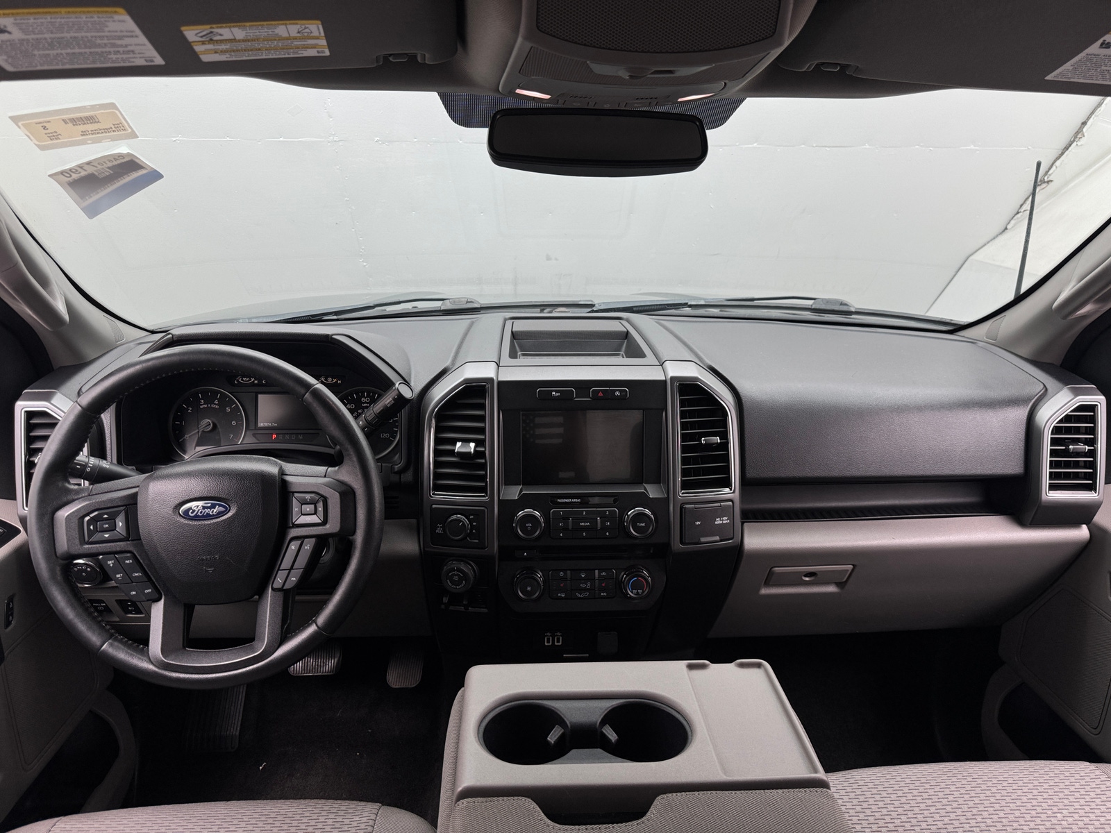 Thumbnail: 2018 Ford Econoline - 3