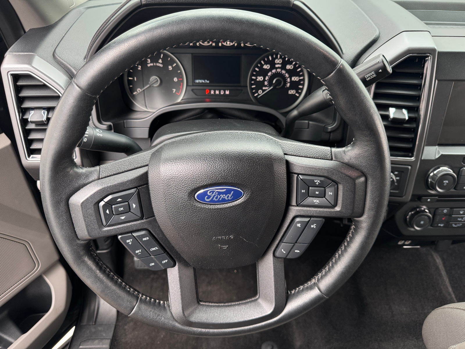 Thumbnail: 2018 Ford Econoline - 5