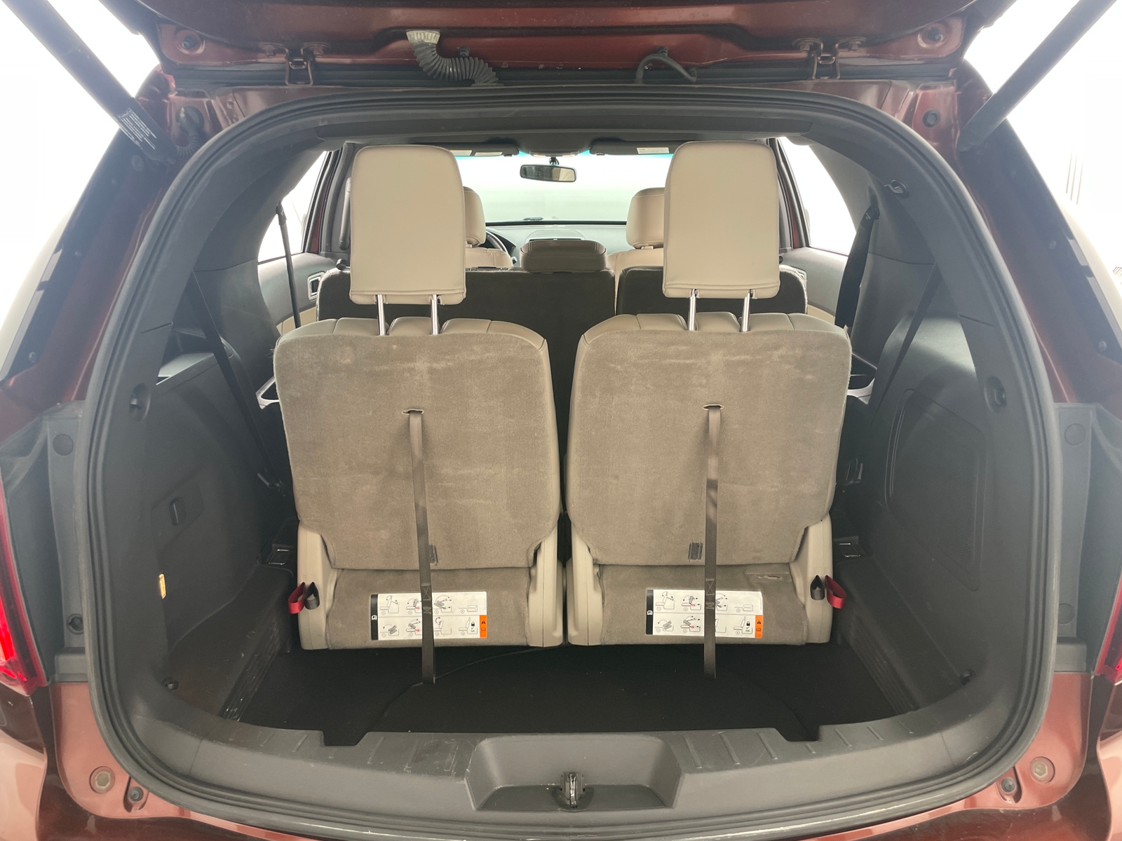 Thumbnail: 2015 Ford Explorer - 6