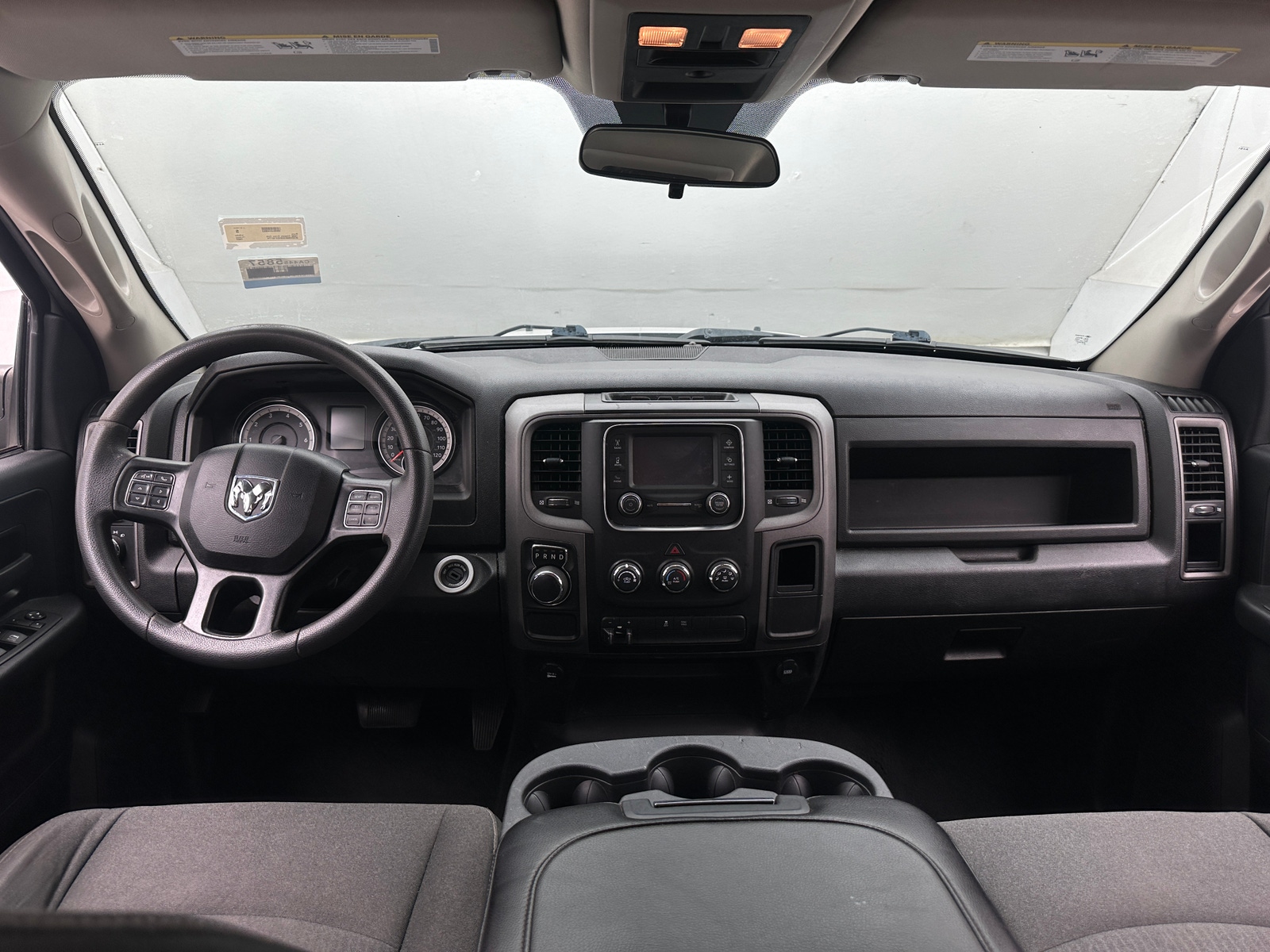 Thumbnail: 2022 RAM 1500 Classic - 3