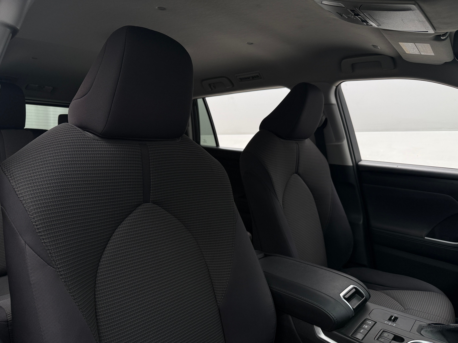 Thumbnail: 2020 Toyota Highlander - 2