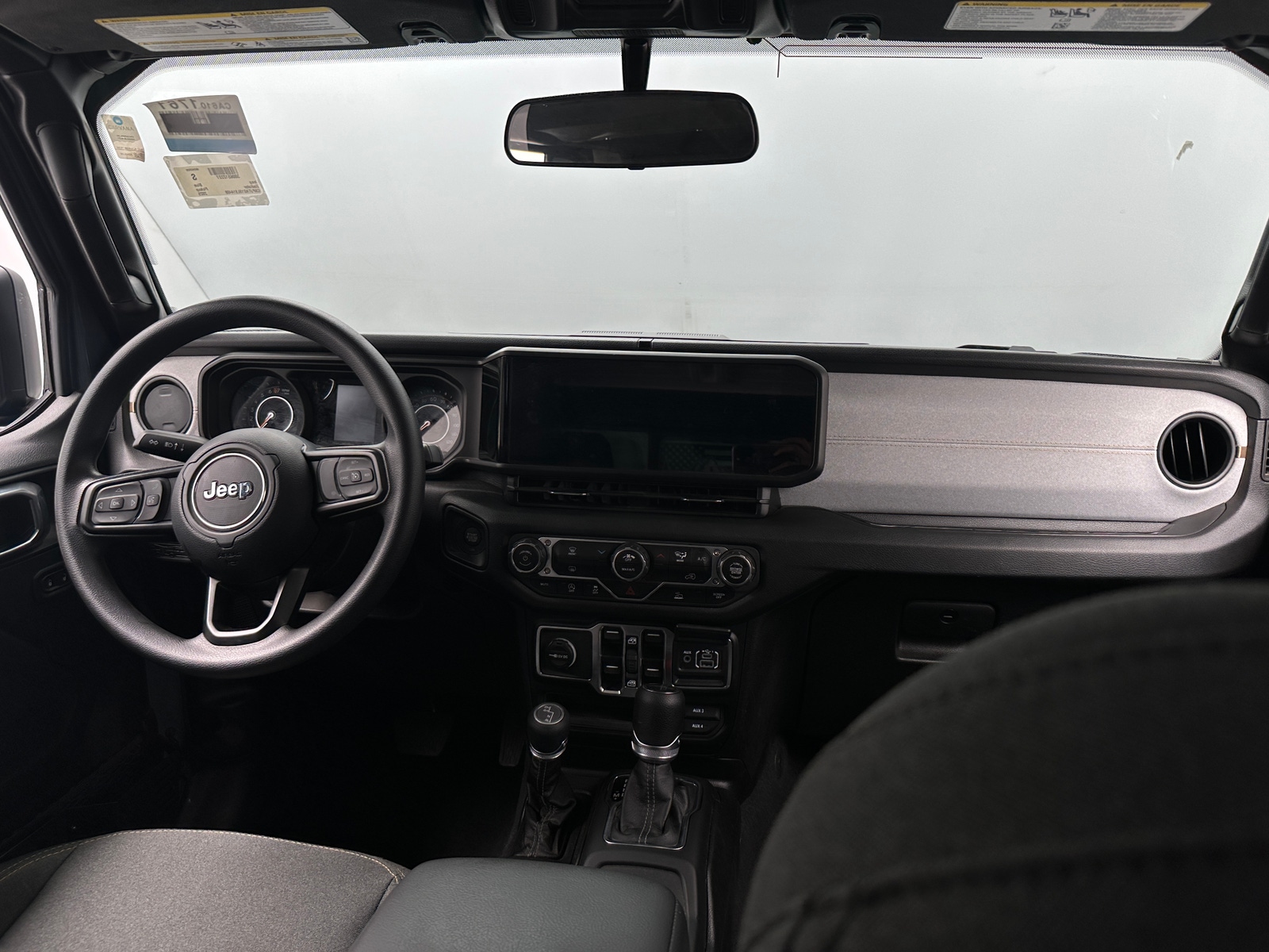 Thumbnail: 2025 Jeep Gladiator - 3