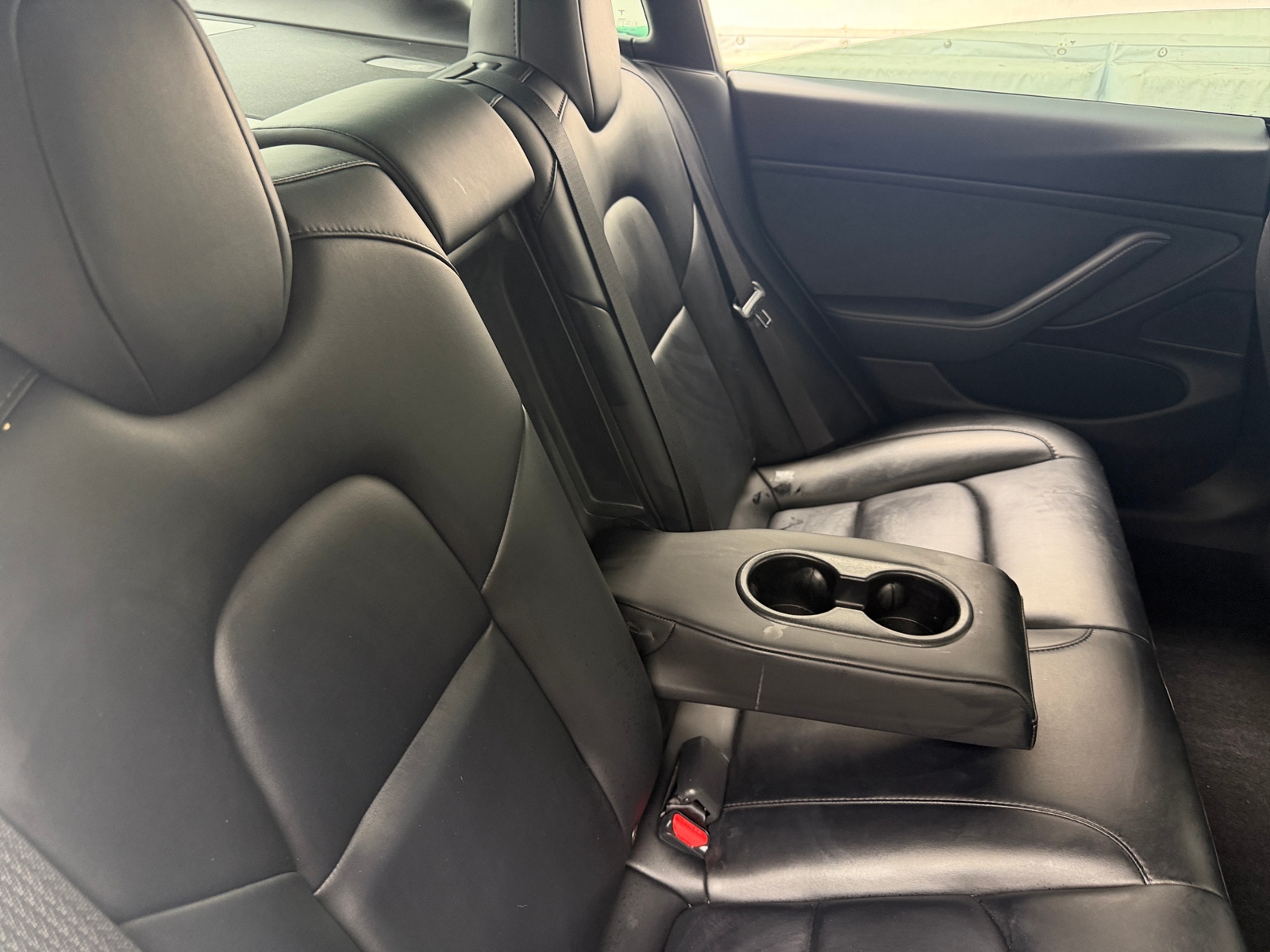Thumbnail: 2021 Tesla Model 3 - 4
