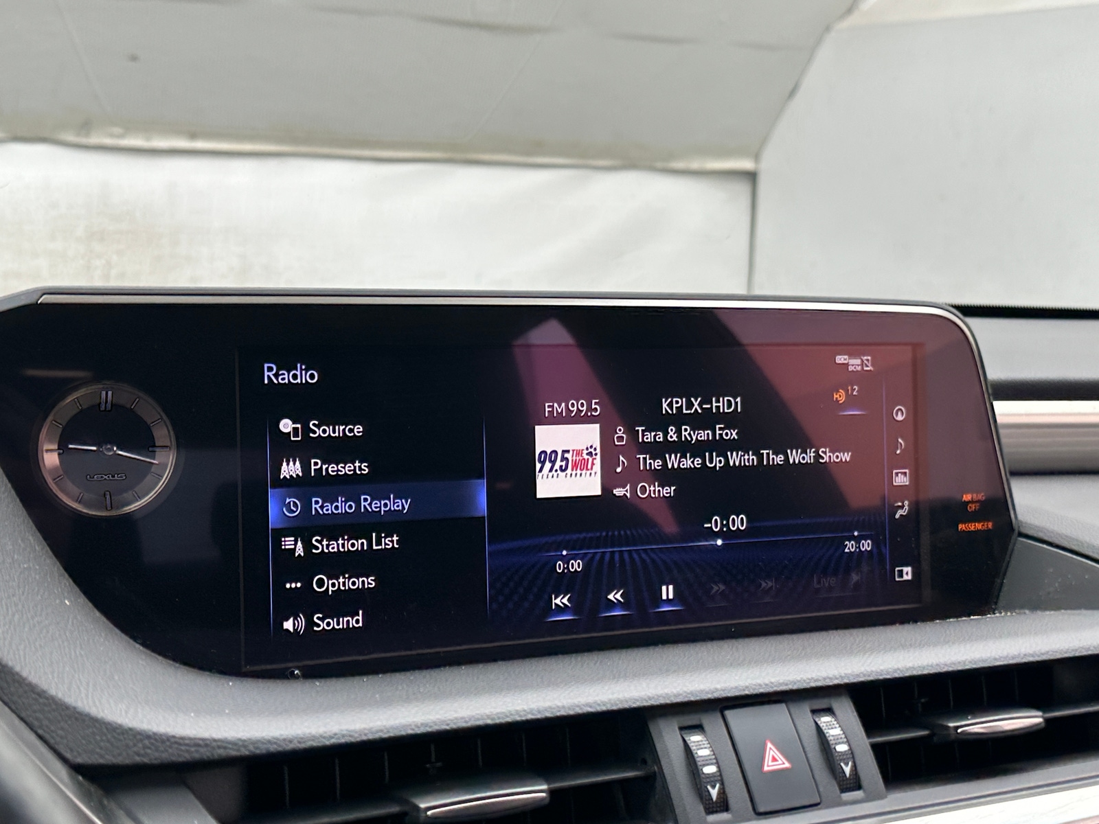 Thumbnail: 2019 Lexus ES - 3