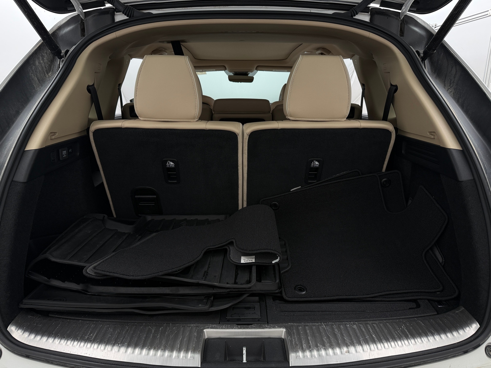 Thumbnail: 2023 Acura MDX - 6