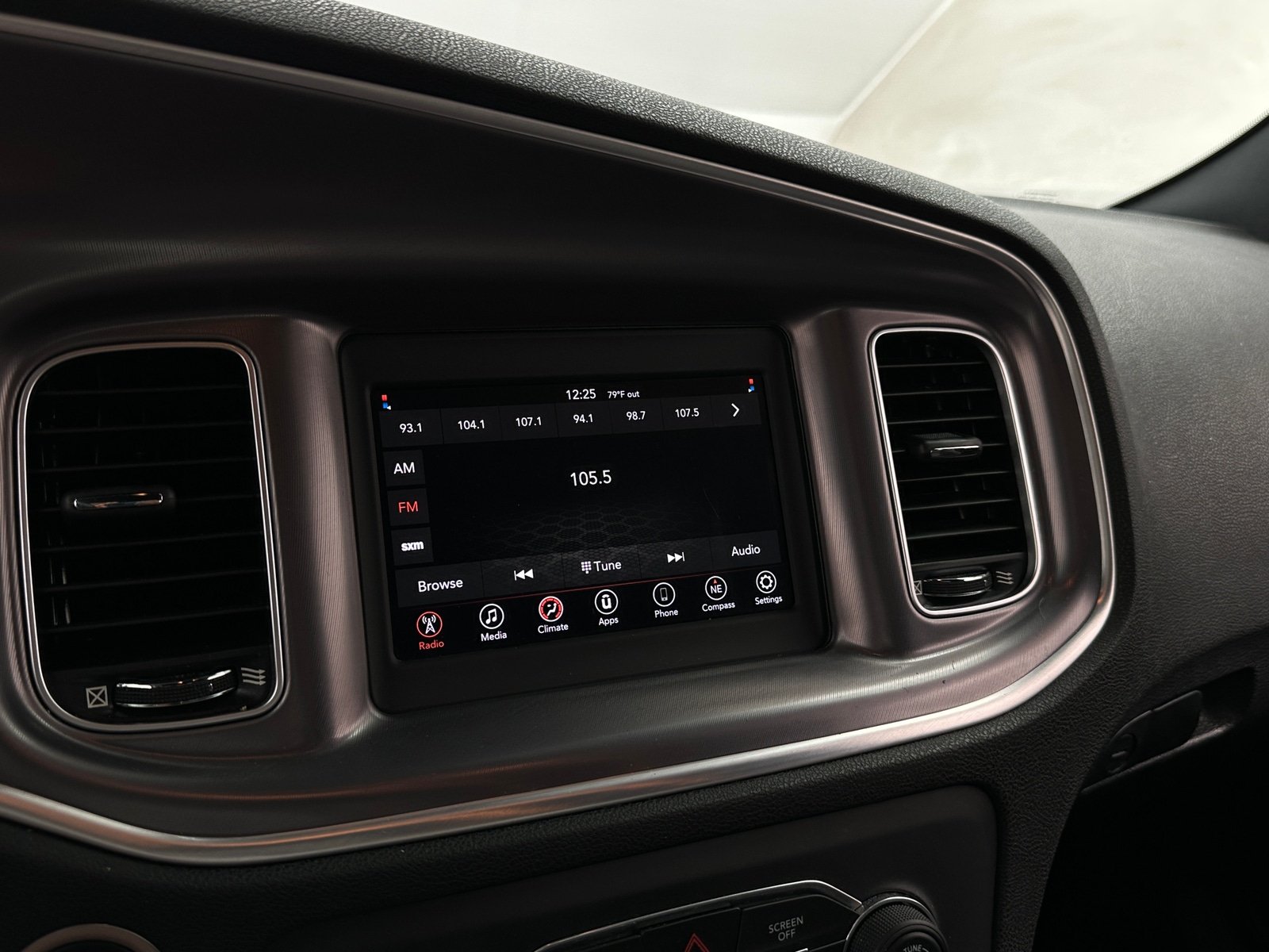 Thumbnail: 2020 Dodge Charger - 4