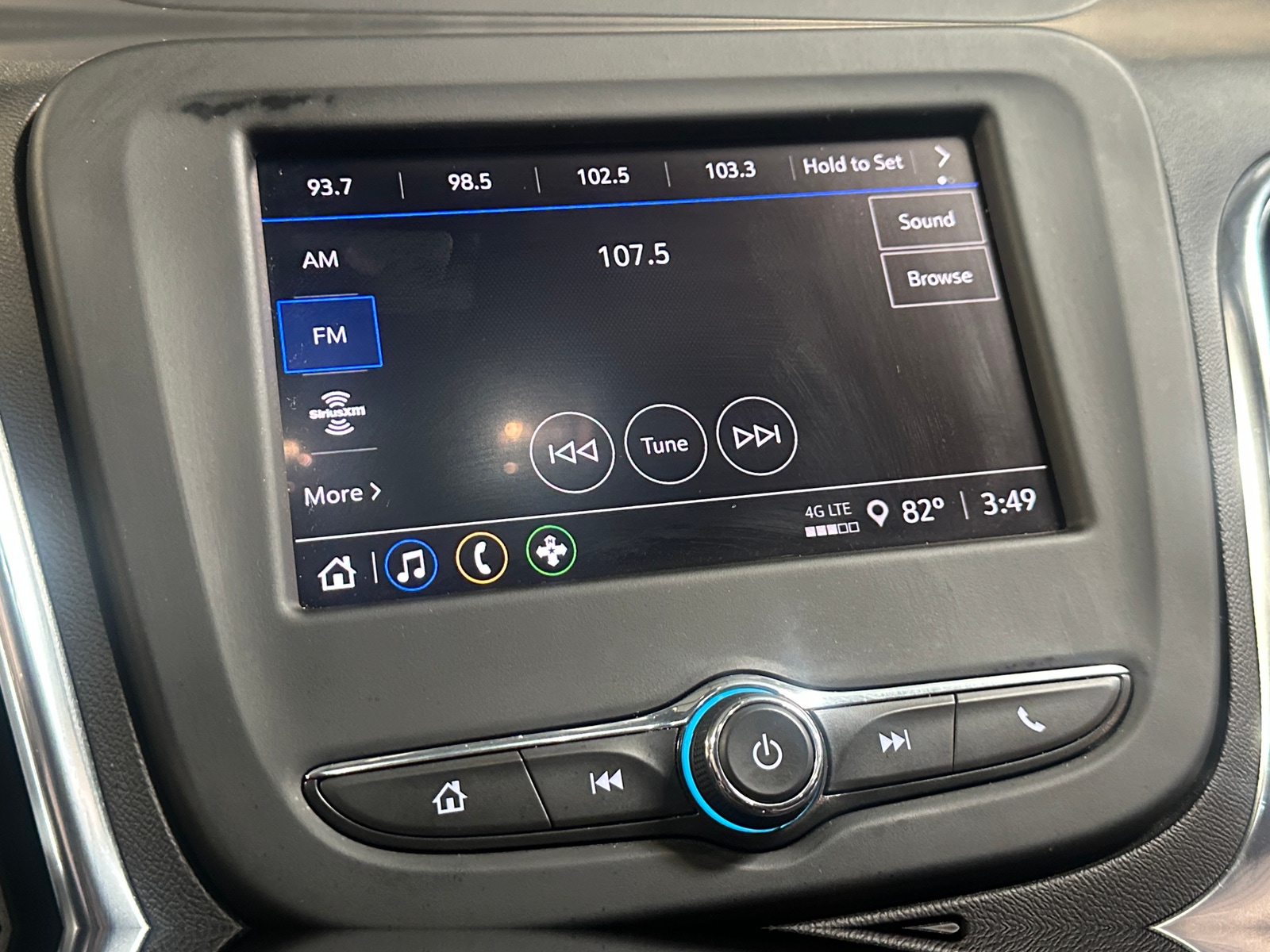 Thumbnail: 2023 Chevrolet Equinox - 4