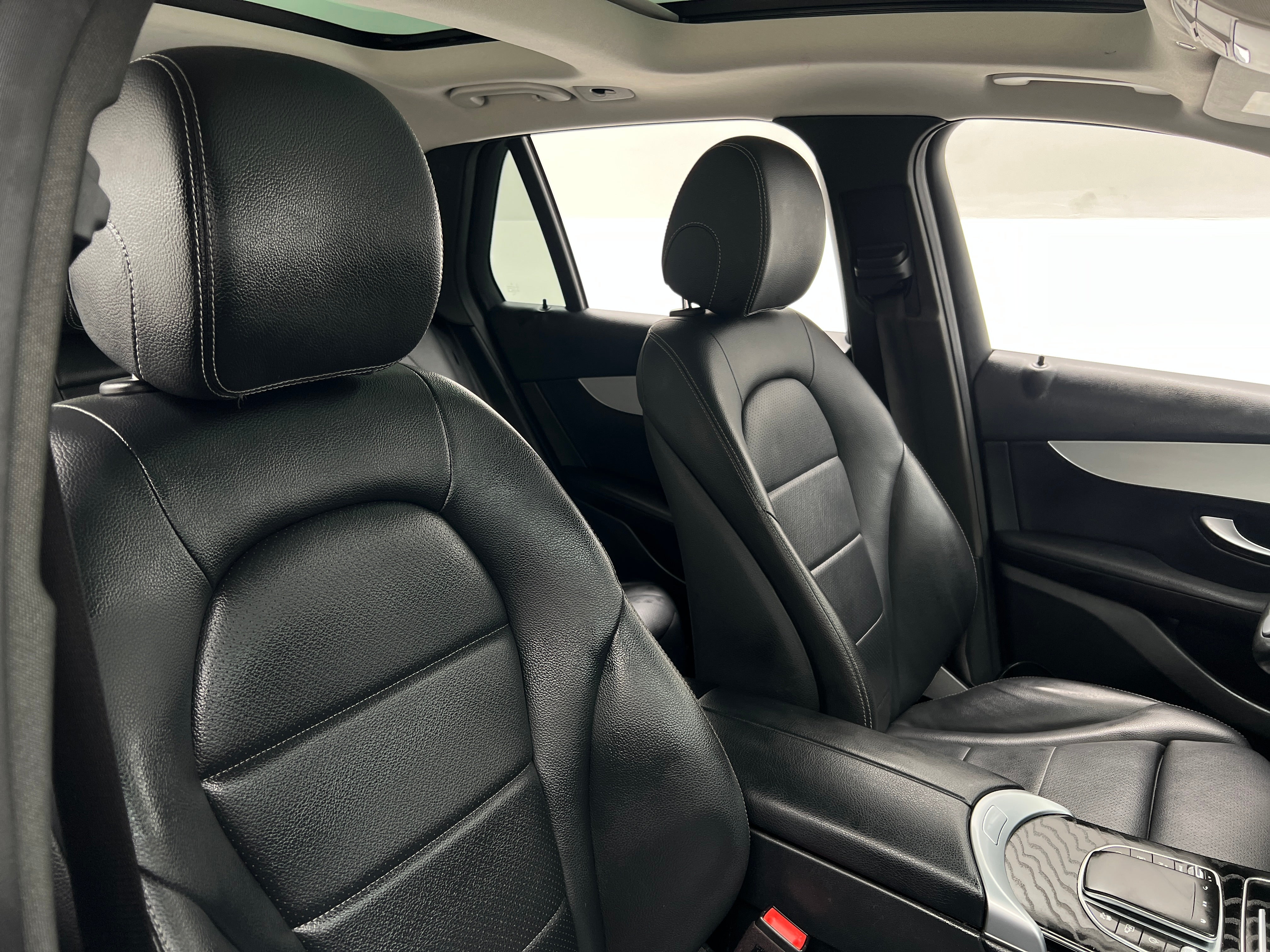 2022 Mercedes-Benz GLC