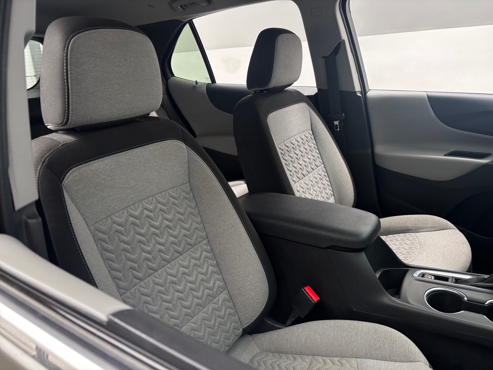 Thumbnail: 2023 Chevrolet Equinox - 2