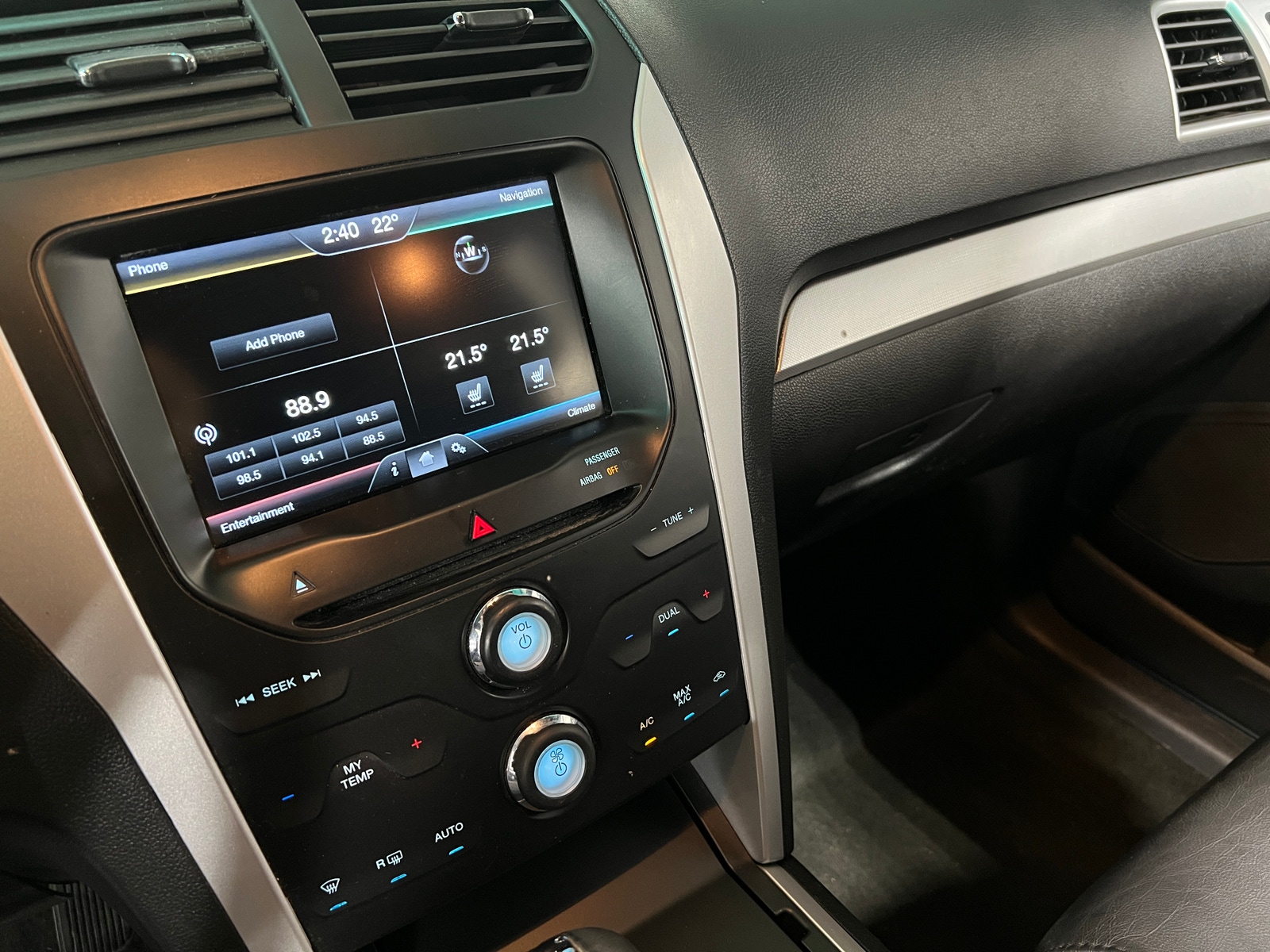 Thumbnail: 2014 Ford Explorer - 3