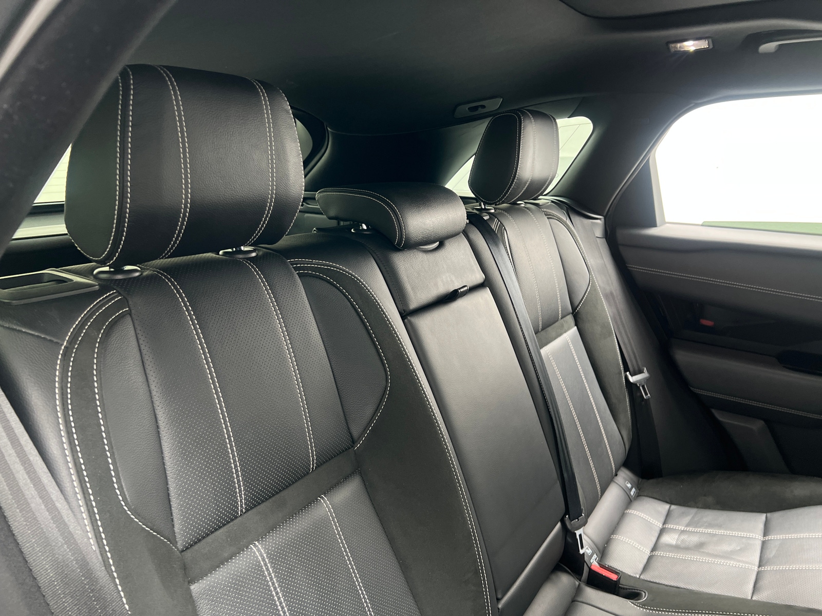 Thumbnail: 2019 Land Rover Range Rover Velar - 6