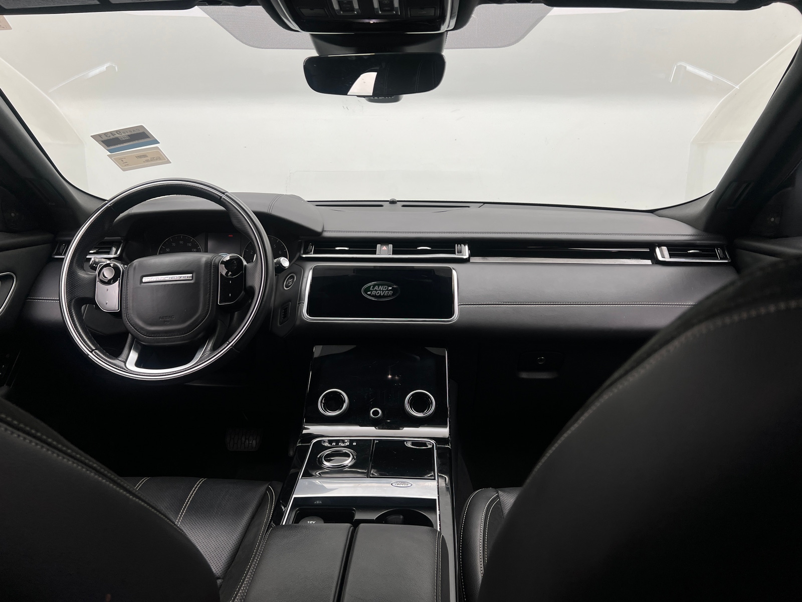 Thumbnail: 2019 Land Rover Range Rover Velar - 3