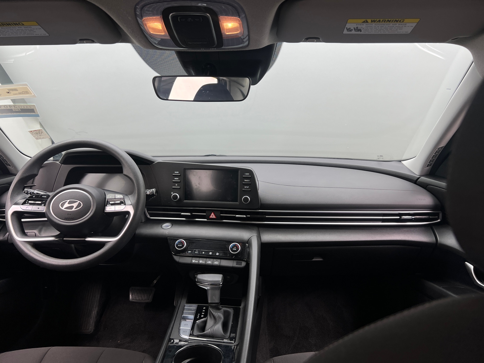 Thumbnail: 2025 Hyundai Elantra - 3