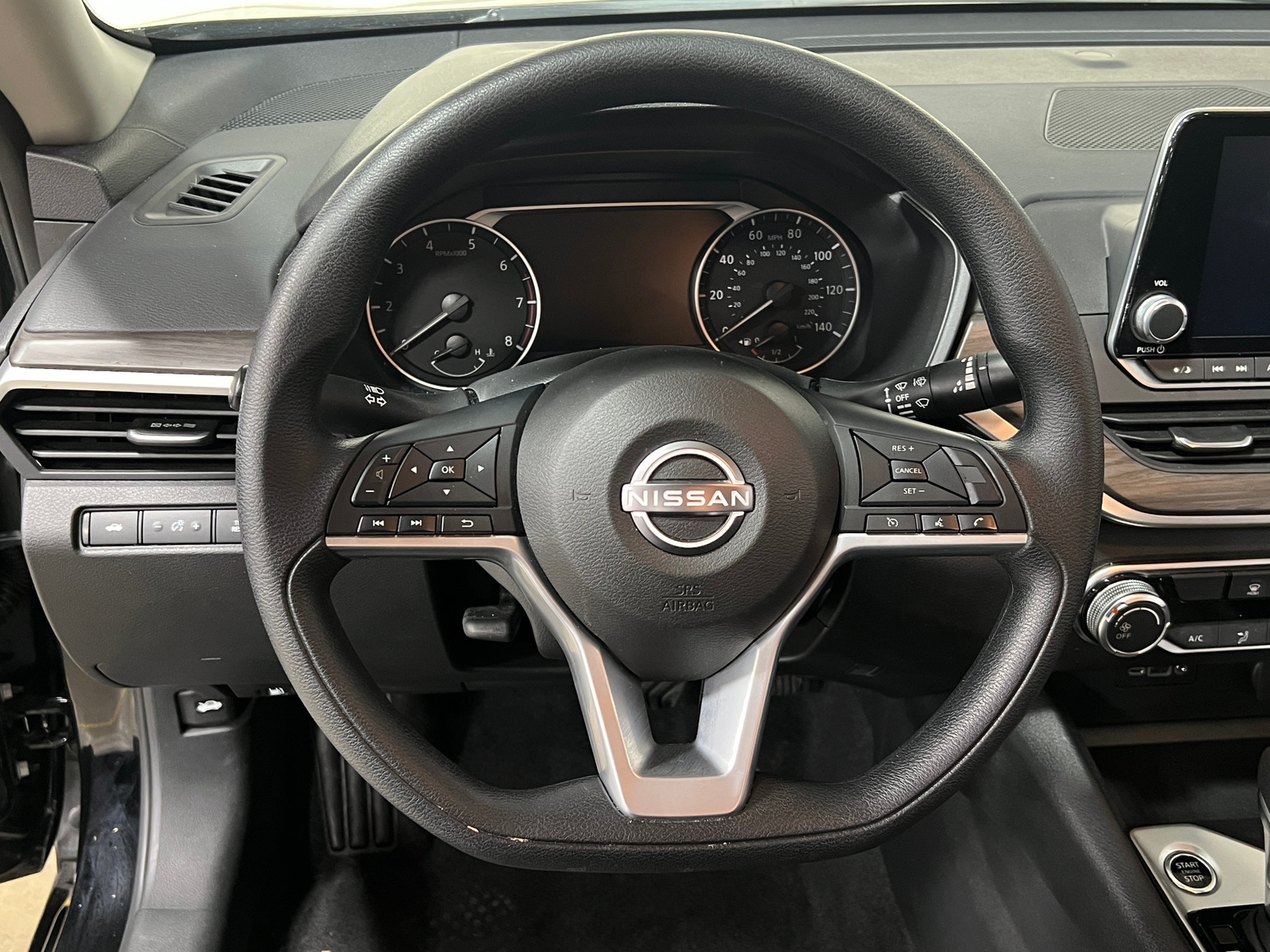 Thumbnail: 2025 Nissan Altima - 5