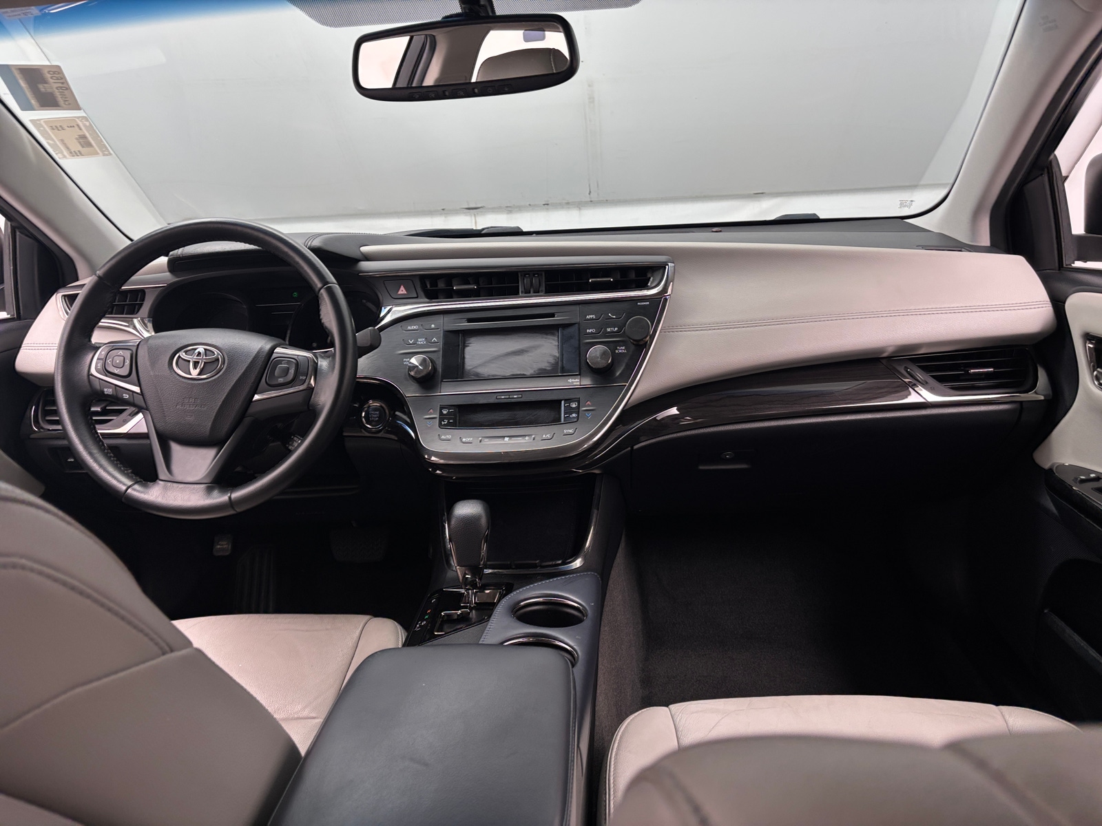 Thumbnail: 2014 Toyota Avalon - 2
