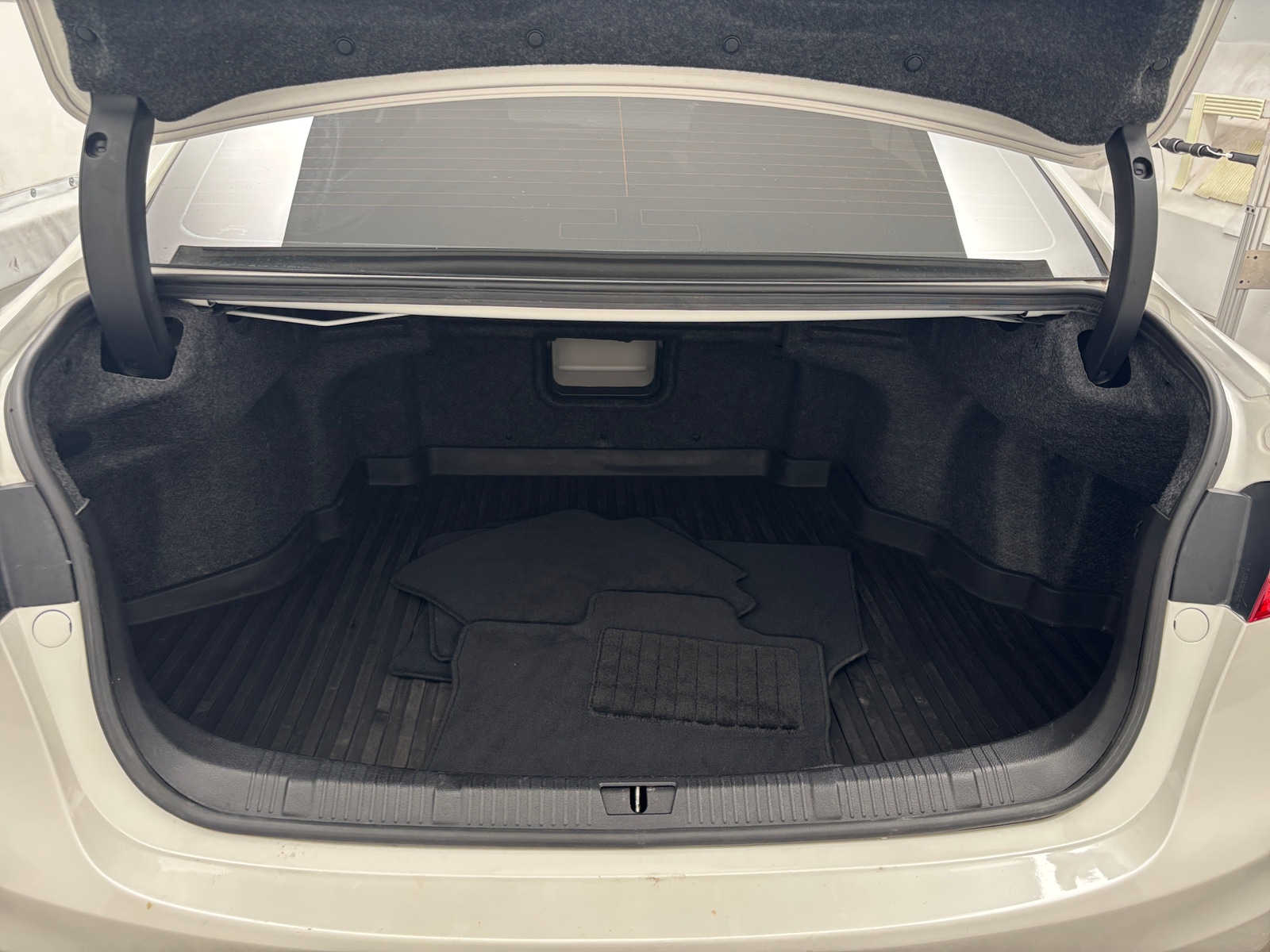 Thumbnail: 2014 Toyota Avalon - 6